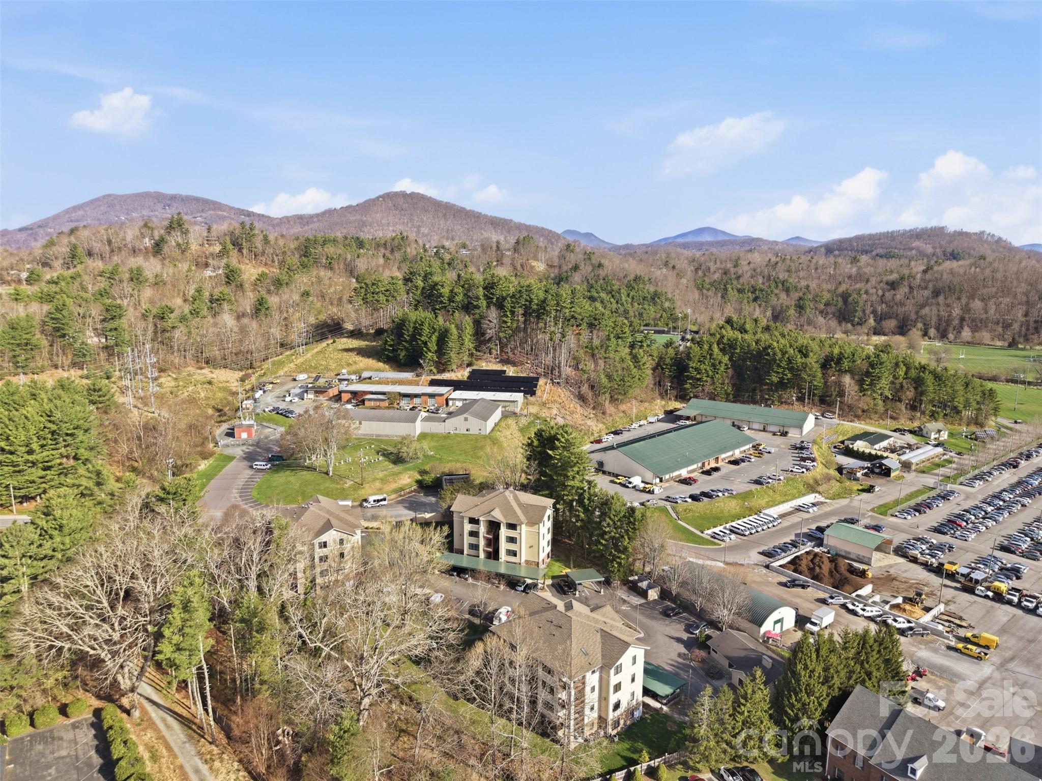 155 Gateway Drive #101 — Boone
