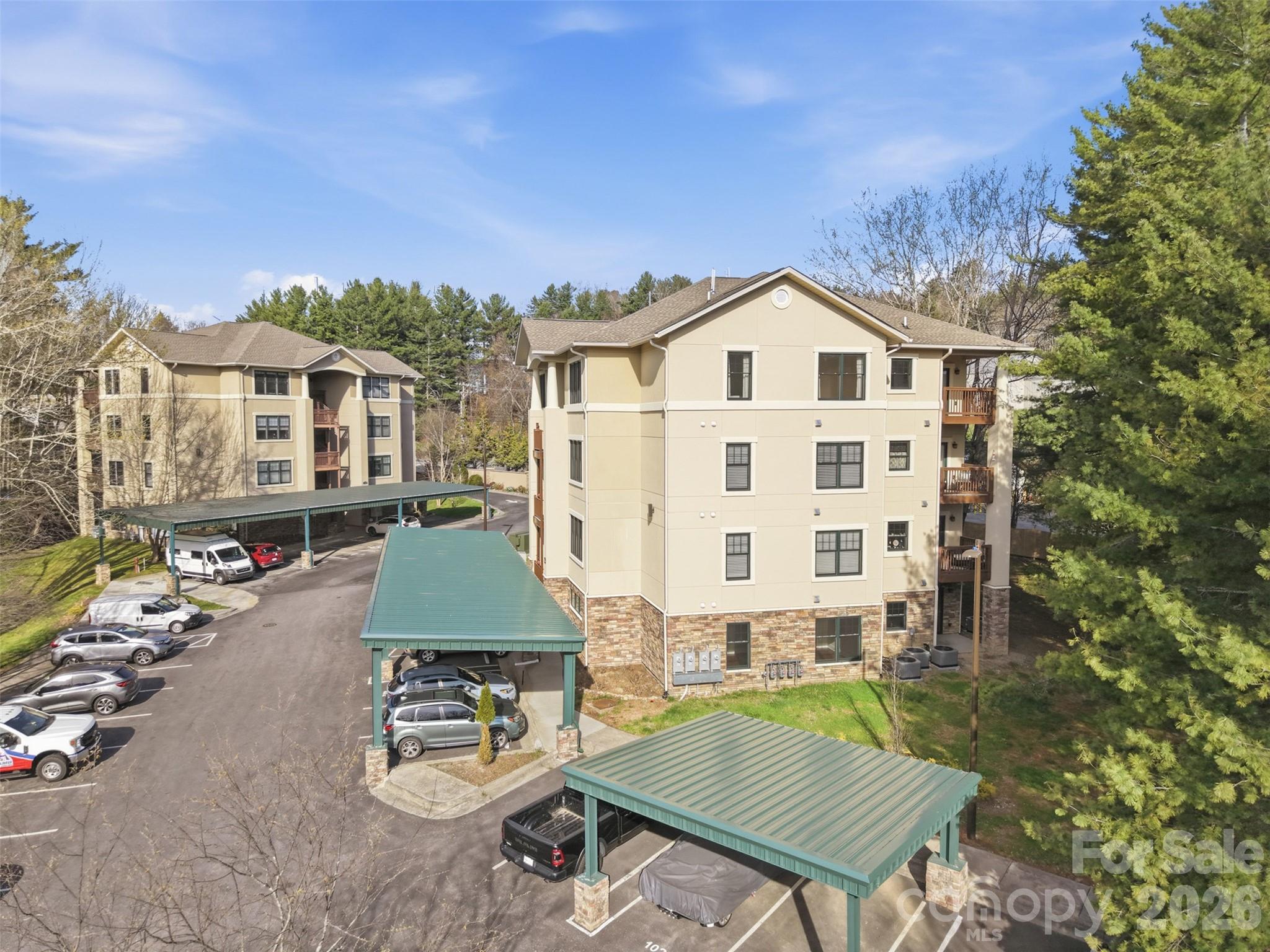 155 Gateway Drive #101 — Boone