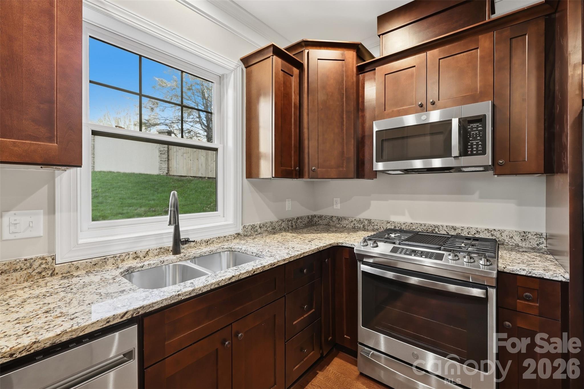 155 Gateway Drive #101 — Boone