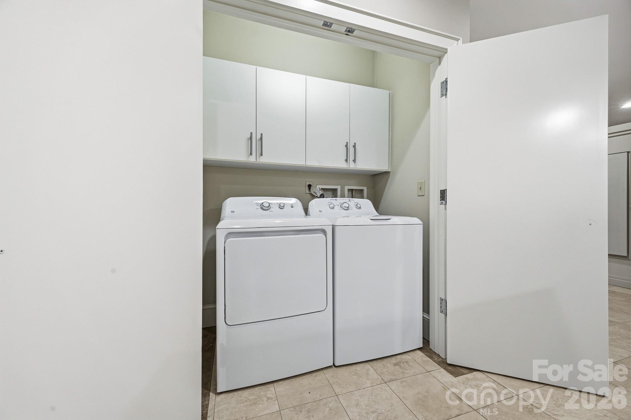 21 Battery Park Avenue #307 — Asheville