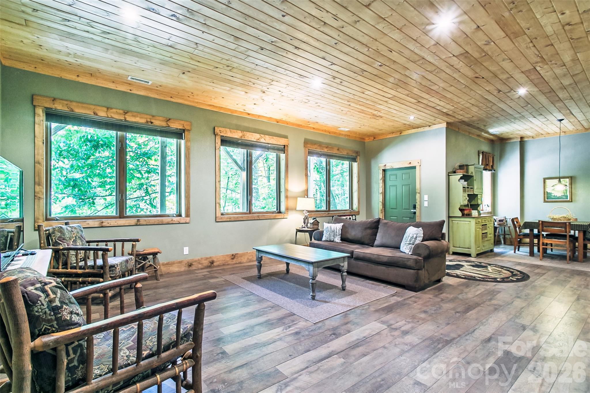 58 Great Aspen Way — Black Mountain