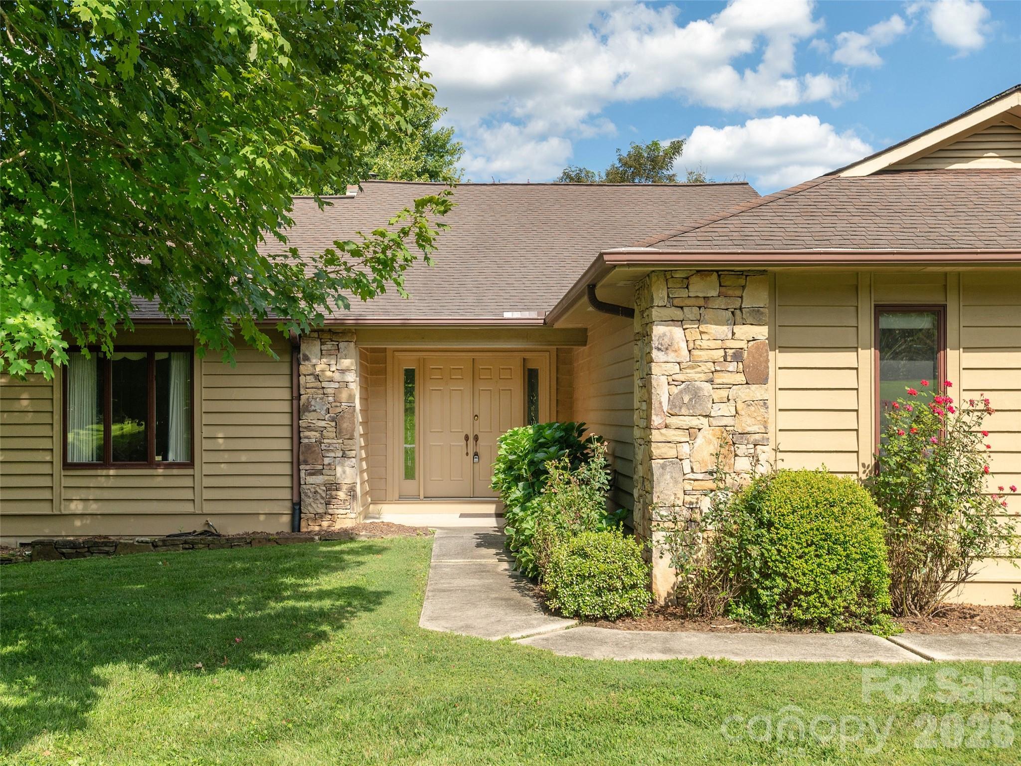 504 Crooked Creek Road — Hendersonville
