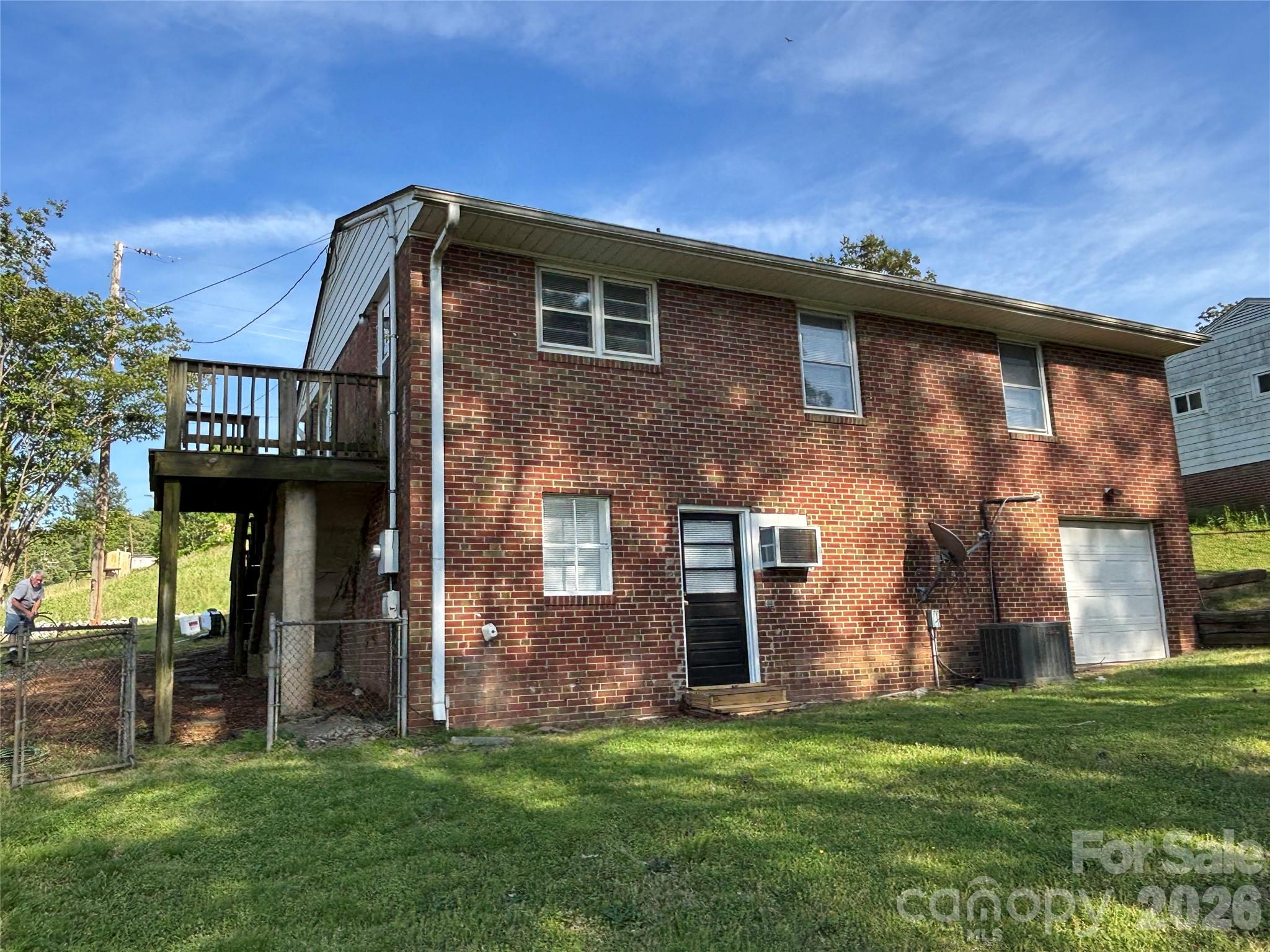 543 Allen Street — Troy