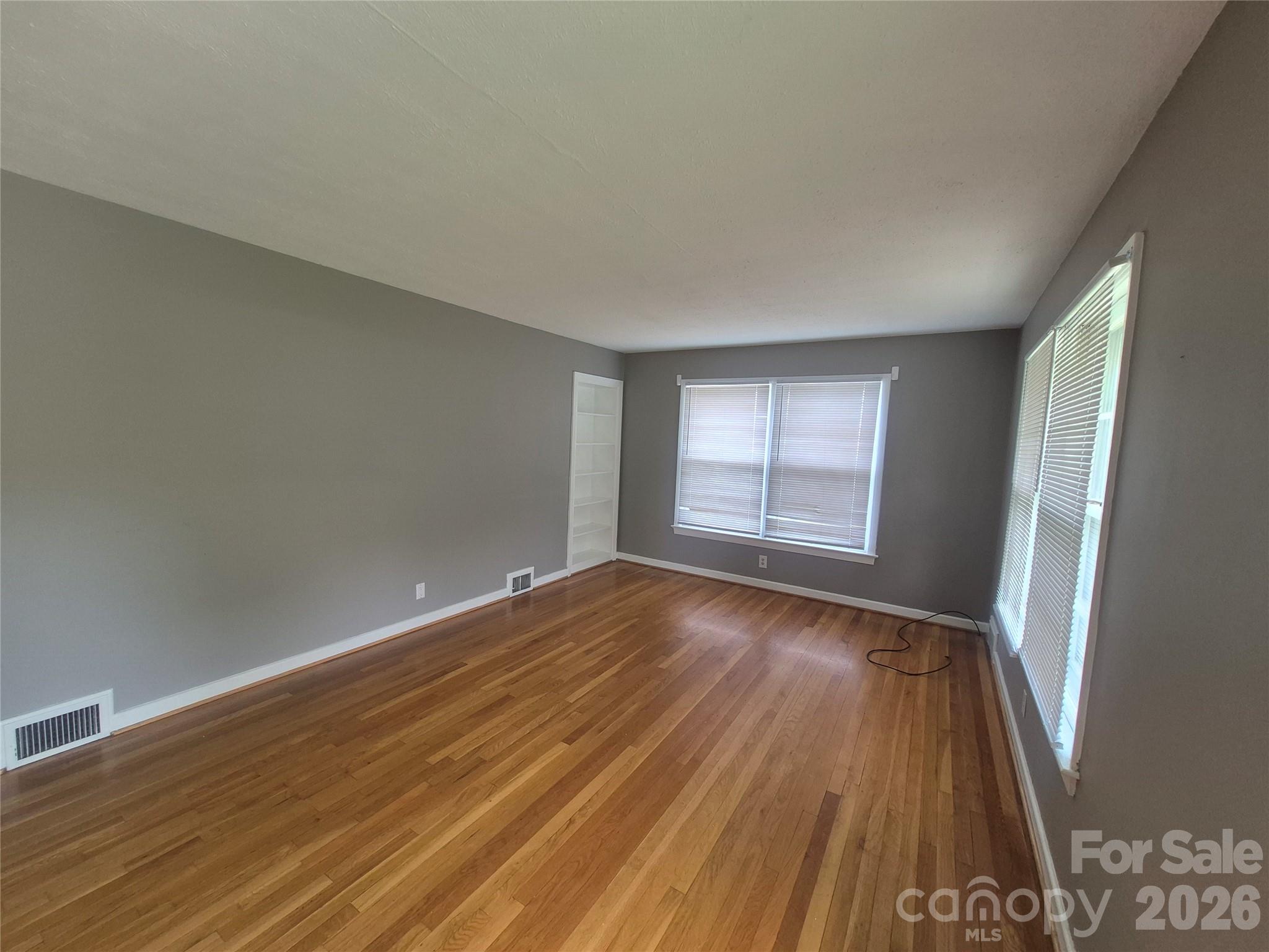 543 Allen Street — Troy