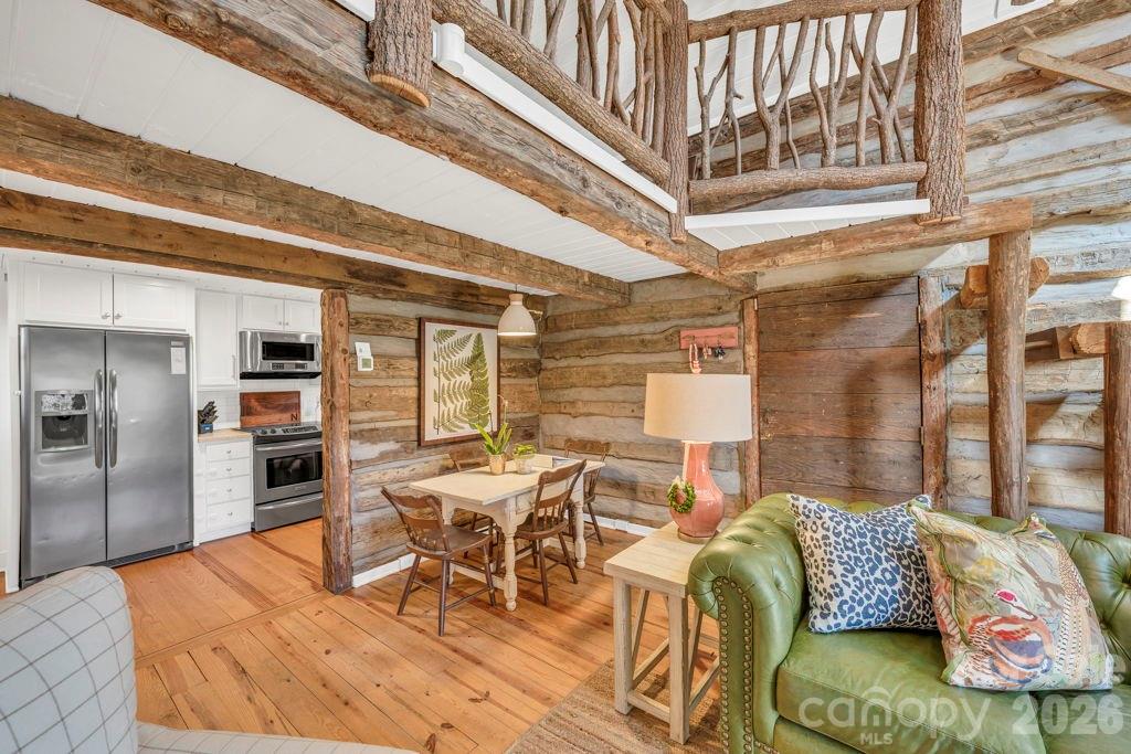 572 Skyland View Drive — Blowing Rock
