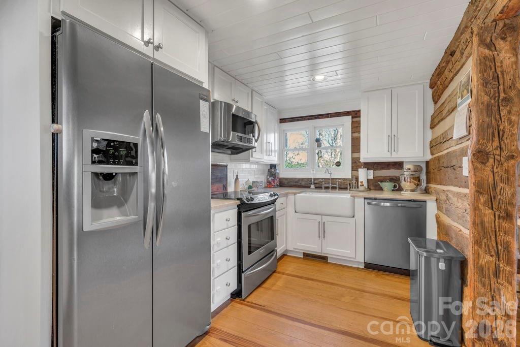 572 Skyland View Drive — Blowing Rock
