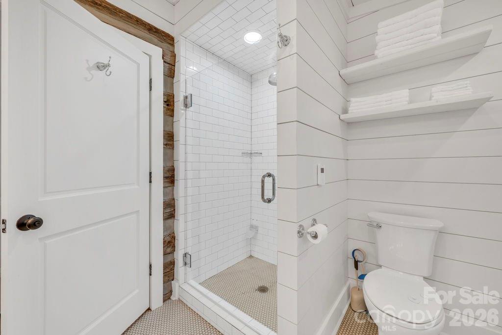 572 Skyland View Drive — Blowing Rock