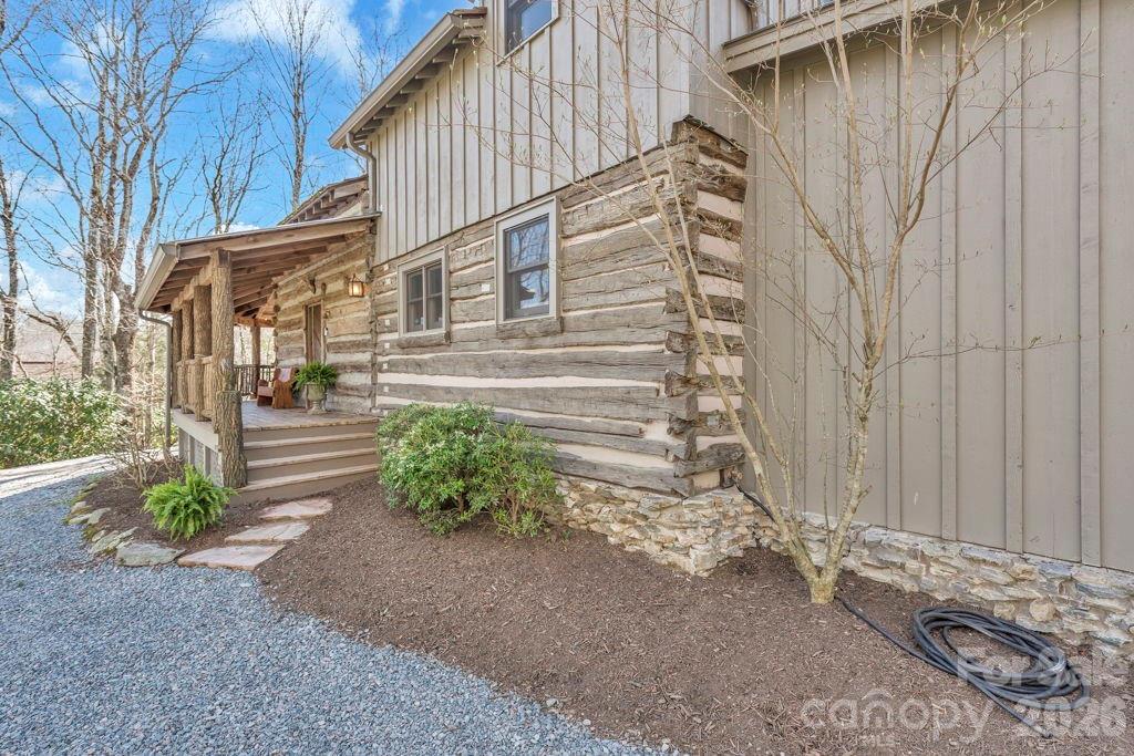 572 Skyland View Drive — Blowing Rock