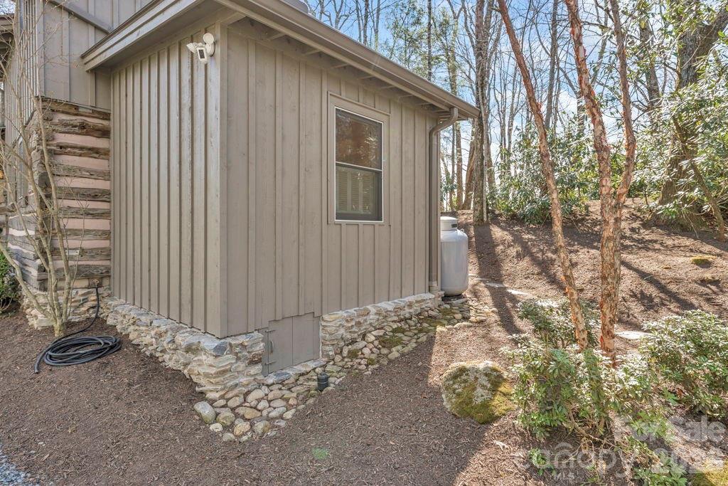 572 Skyland View Drive — Blowing Rock