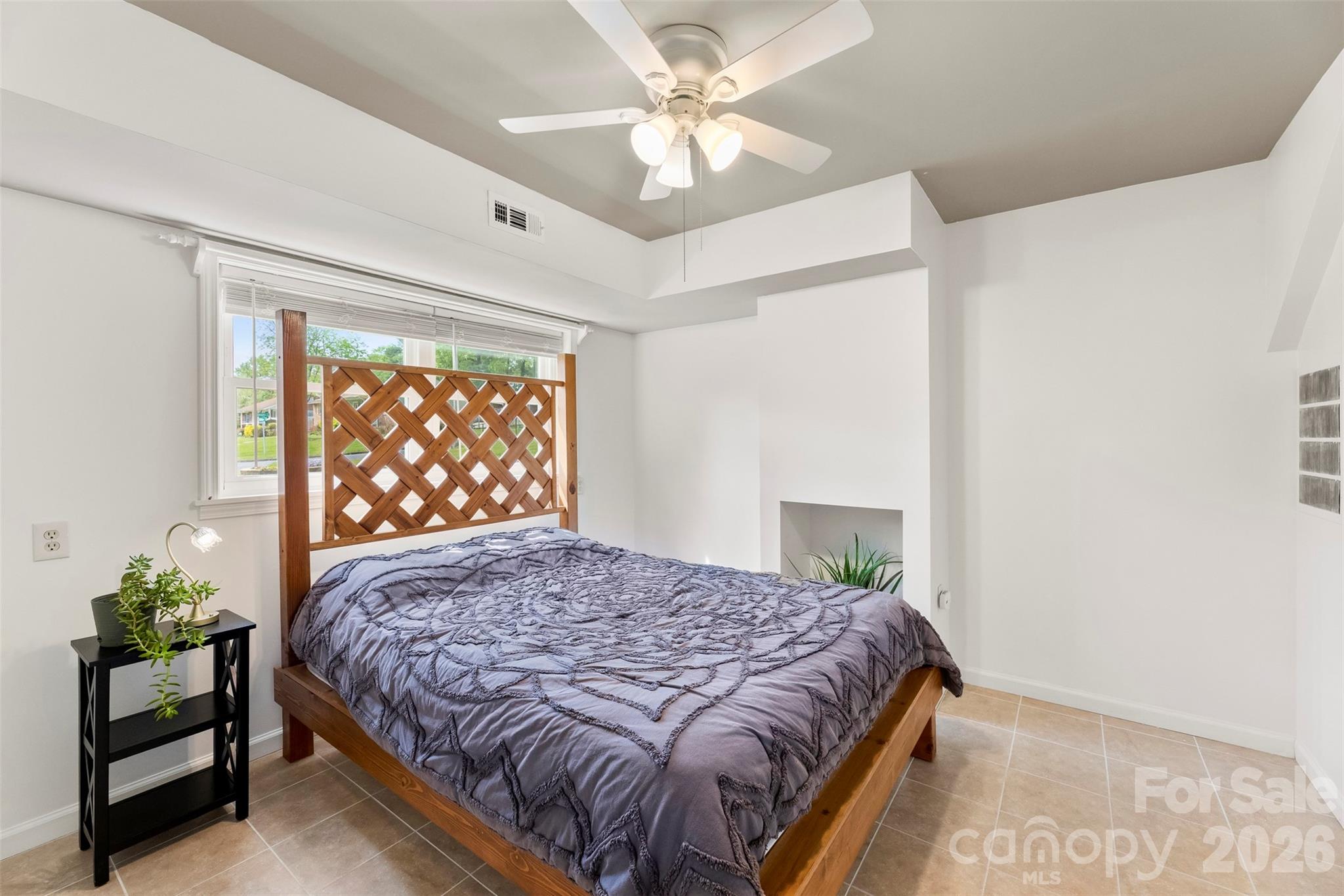 2200 Simmons Street — Gastonia