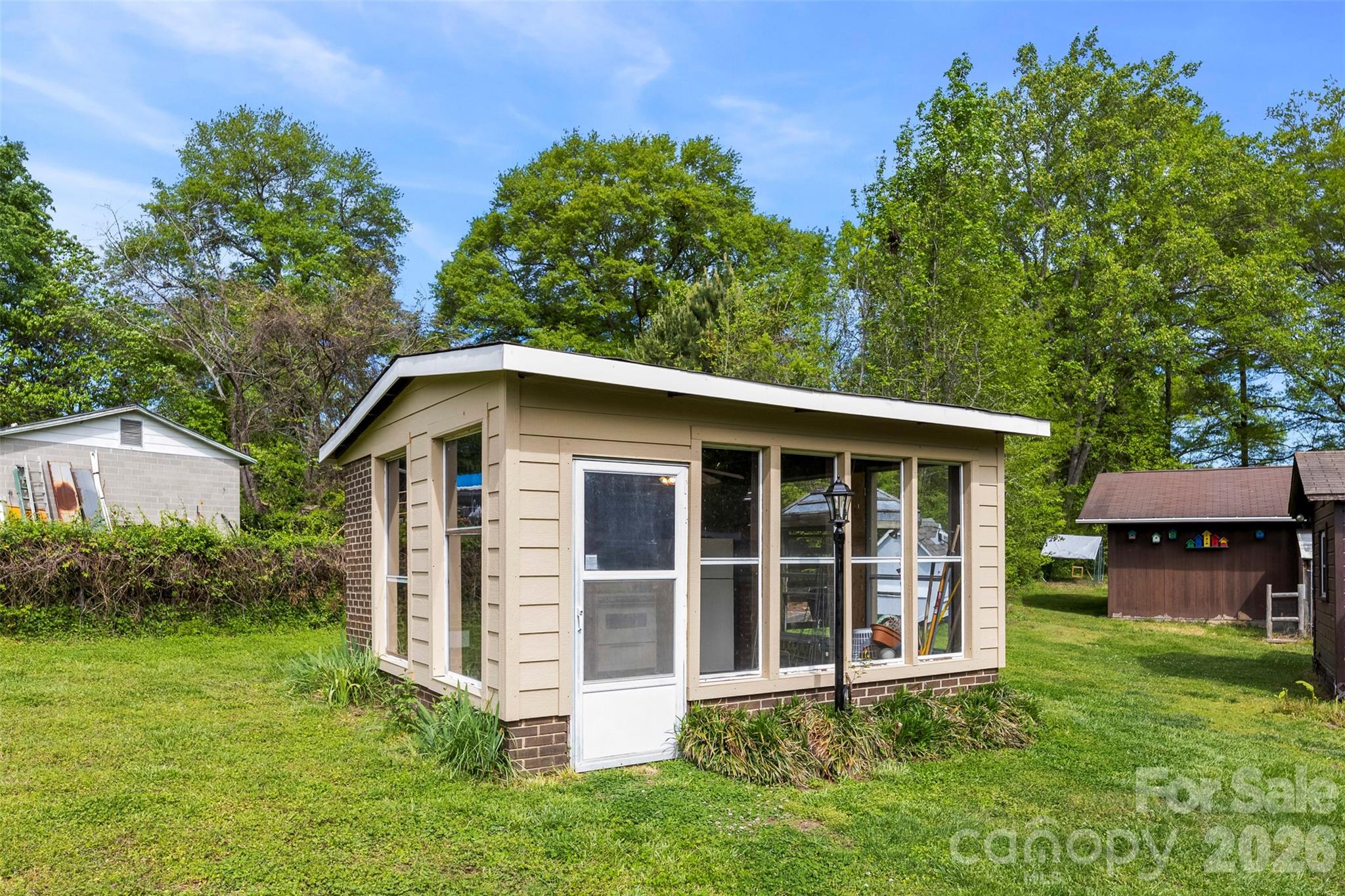 2200 Simmons Street — Gastonia
