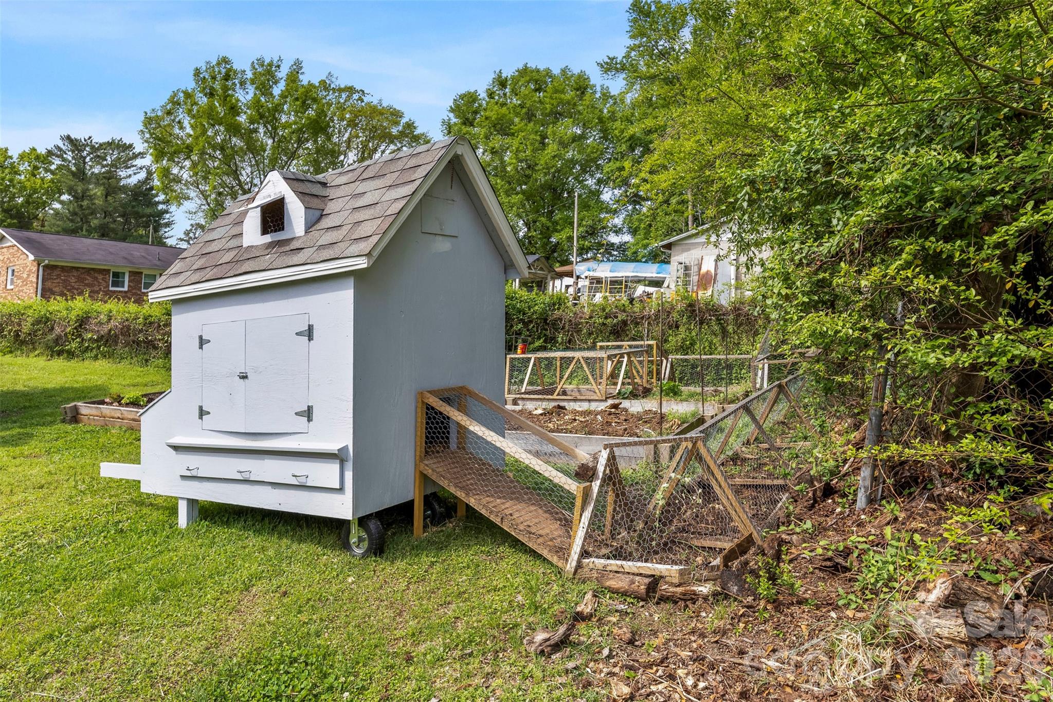 2200 Simmons Street — Gastonia