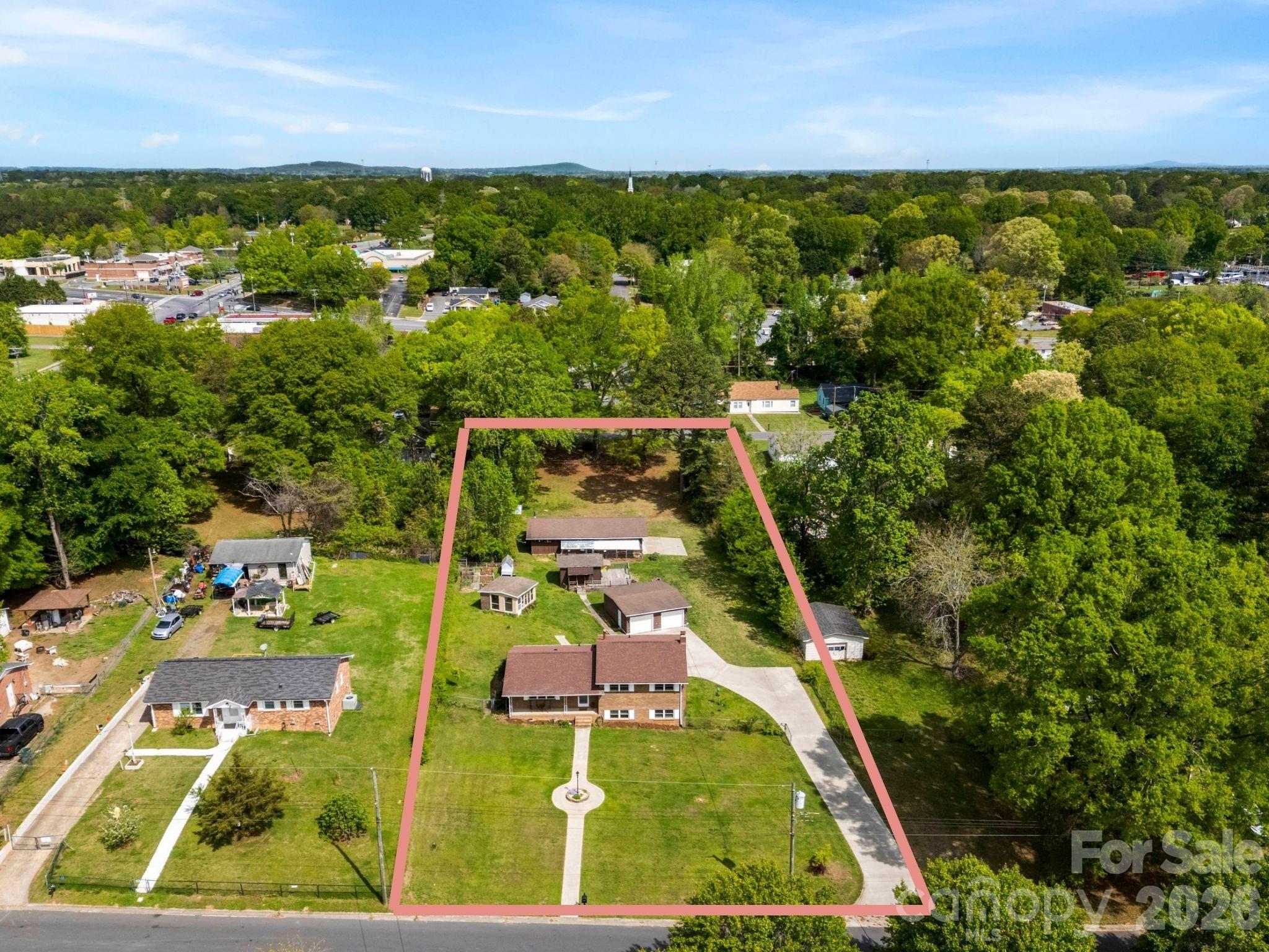 2200 Simmons Street — Gastonia