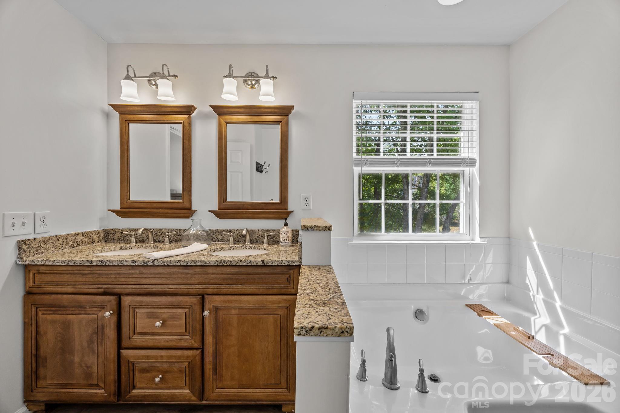 1317 Shimmer Light Circle — Rock Hill