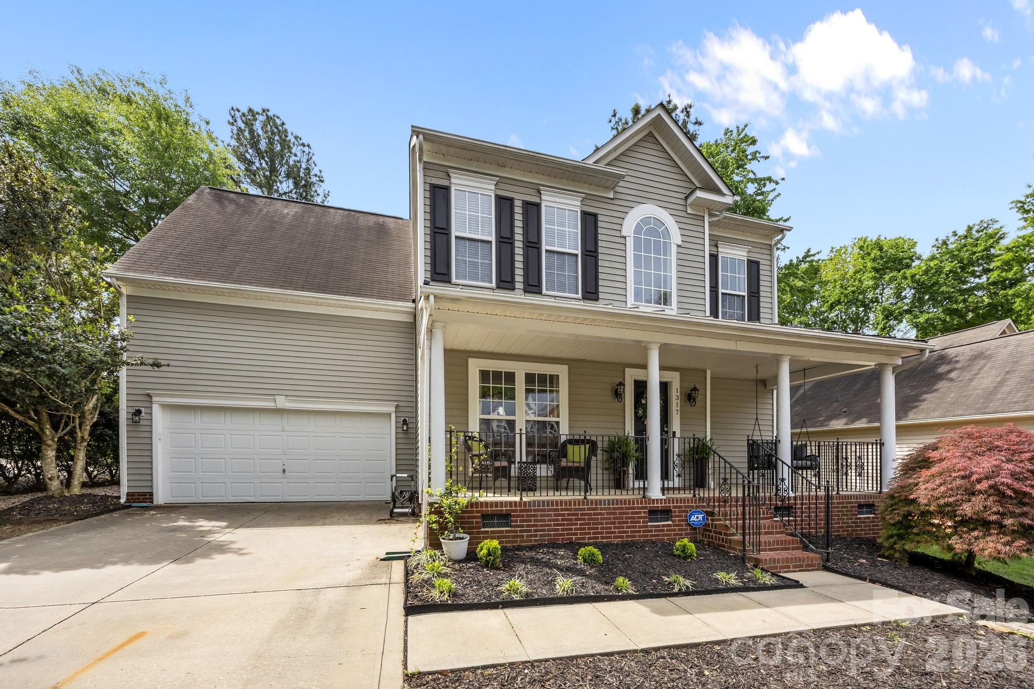 1317 Shimmer Light Circle — Rock Hill