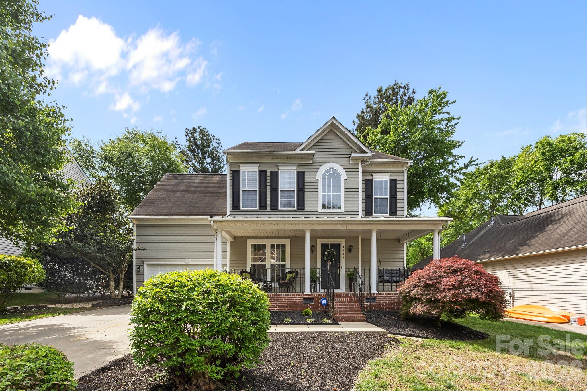 1317 Shimmer Light Circle — Rock Hill