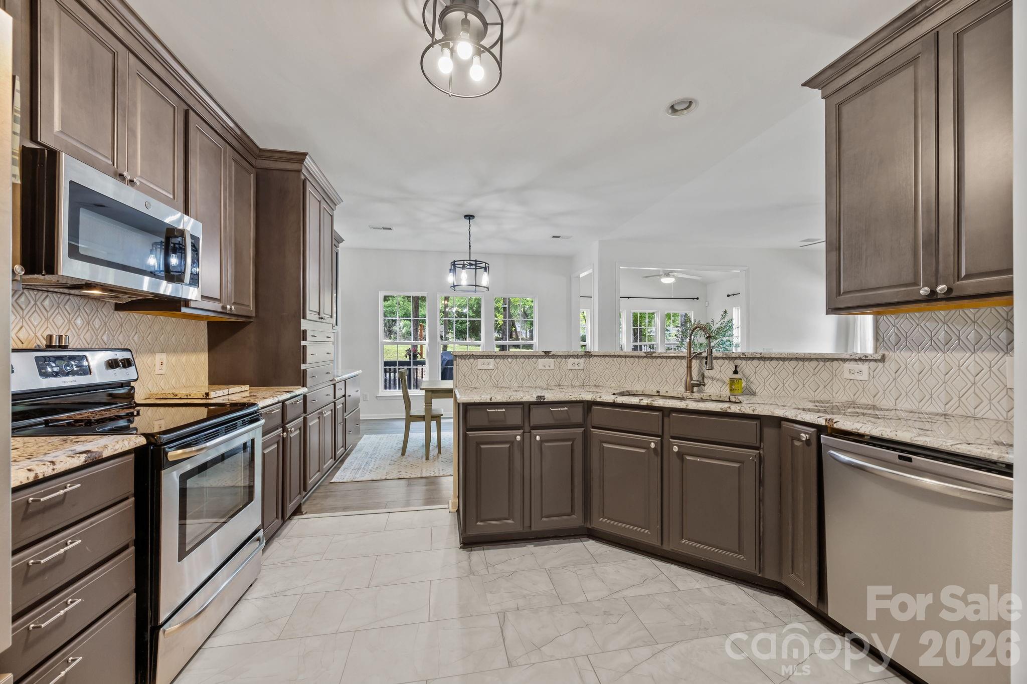 1317 Shimmer Light Circle — Rock Hill