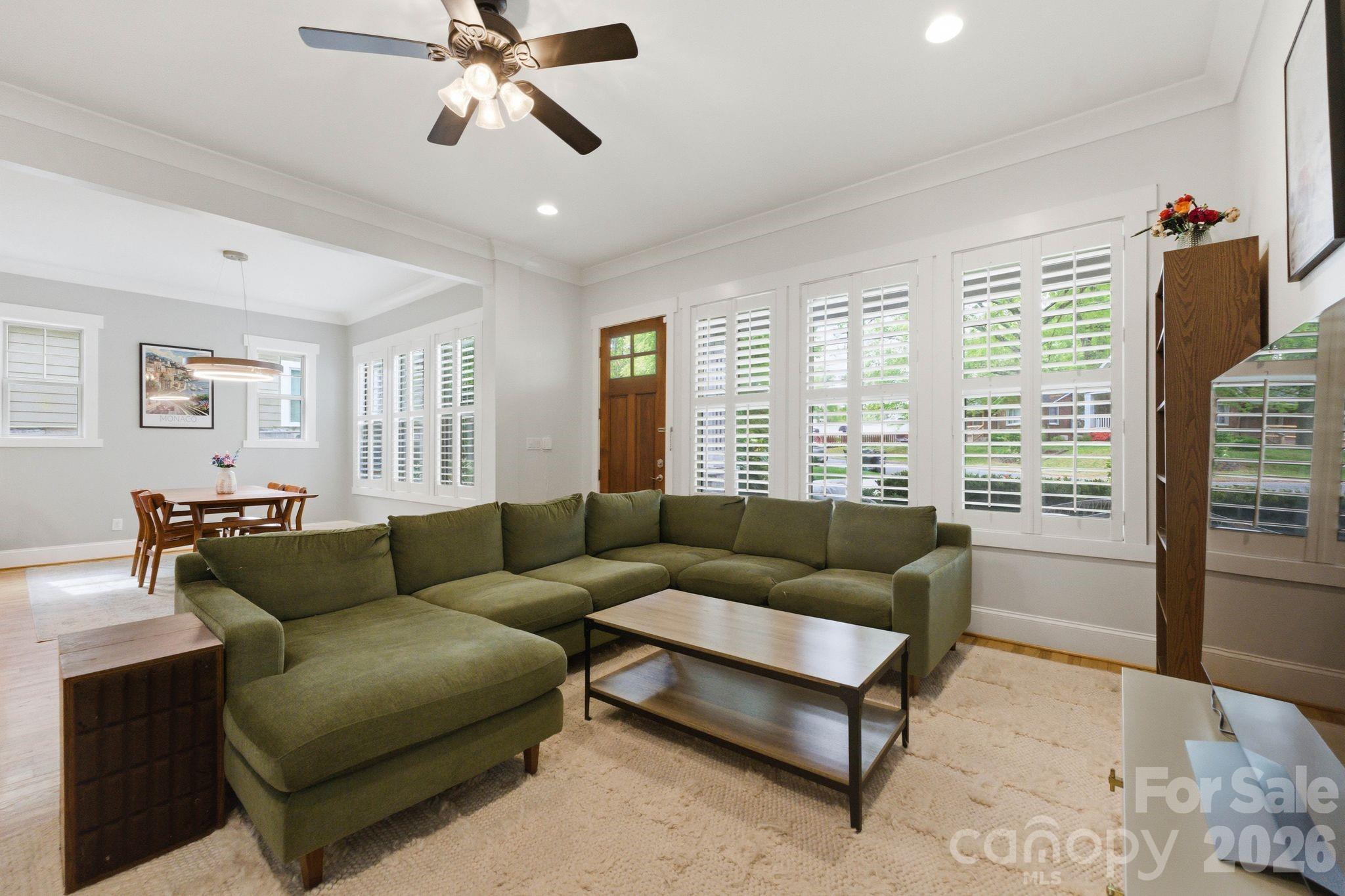2724 Holt Street — Charlotte