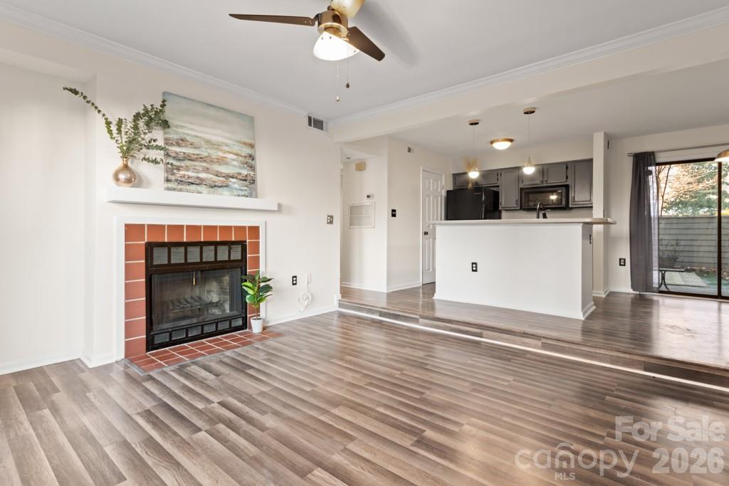 212 W 10th Street — Charlotte