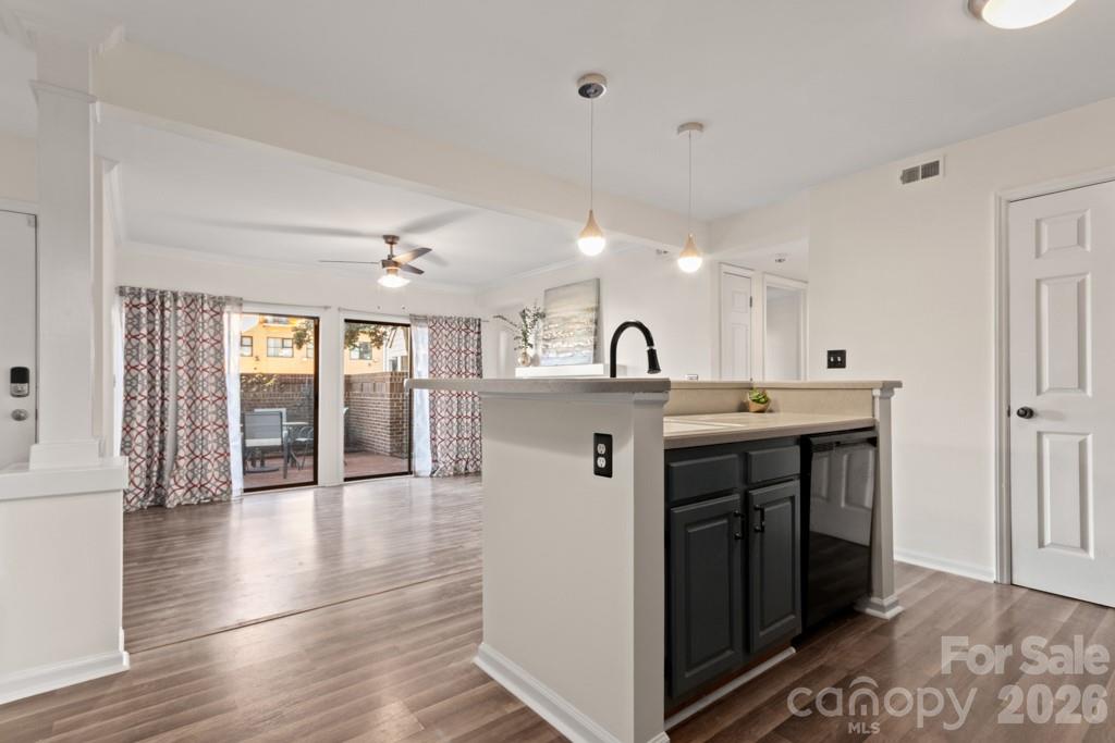 212 W 10th Street — Charlotte