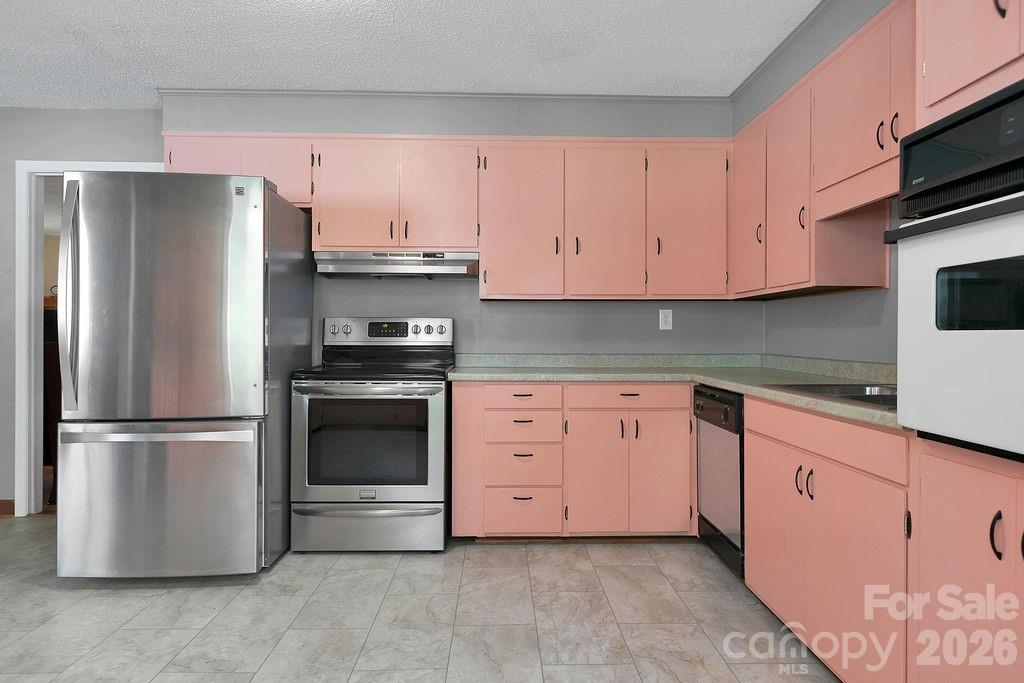 1482 Island Ford Road — Brevard