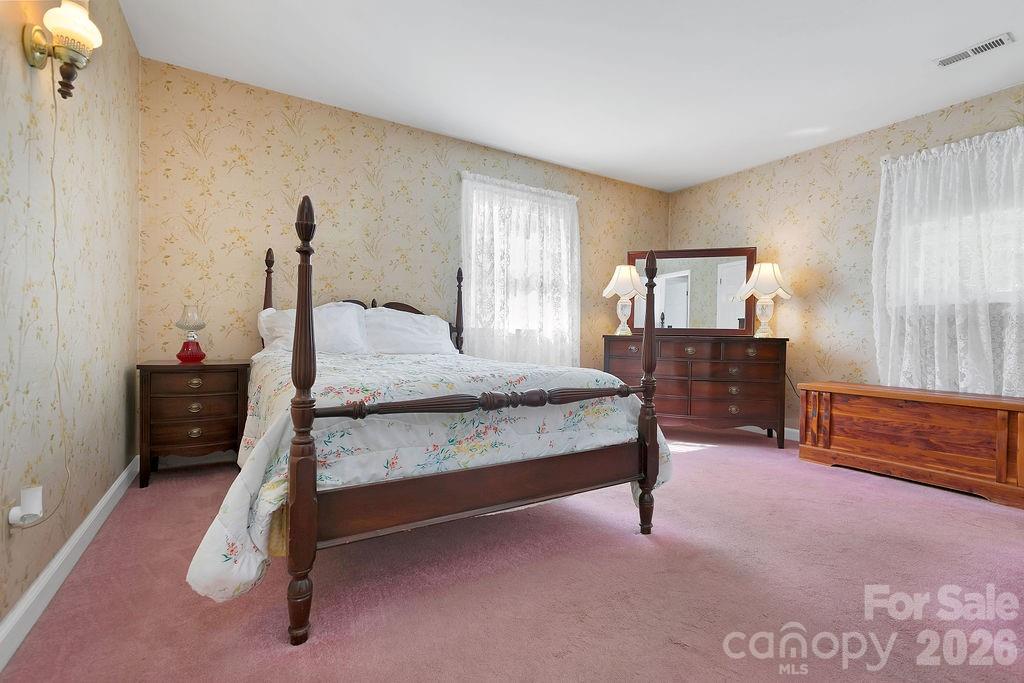 1482 Island Ford Road — Brevard