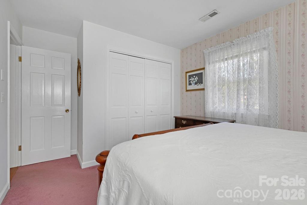 1482 Island Ford Road — Brevard