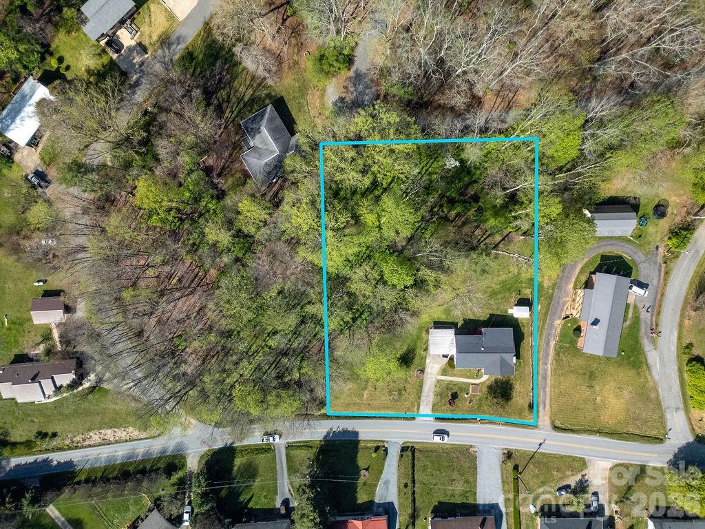 1482 Island Ford Road — Brevard