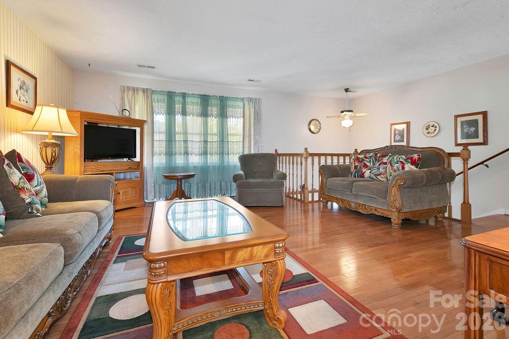 1482 Island Ford Road — Brevard