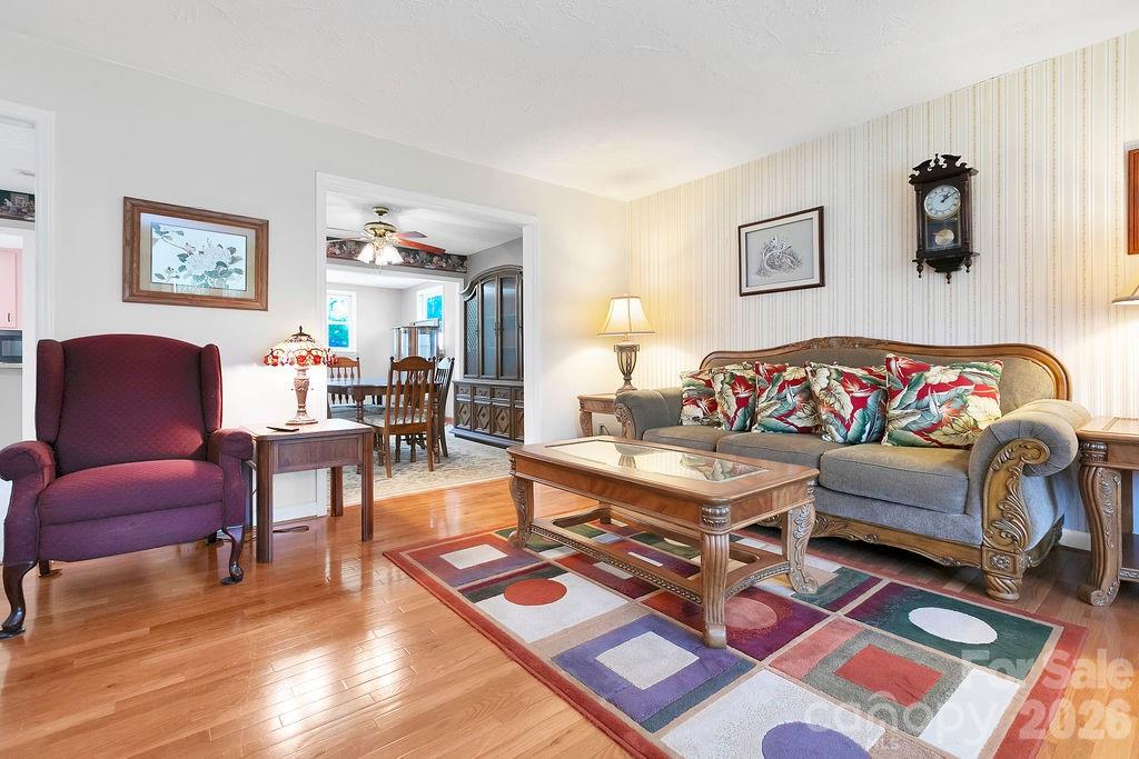 1482 Island Ford Road — Brevard