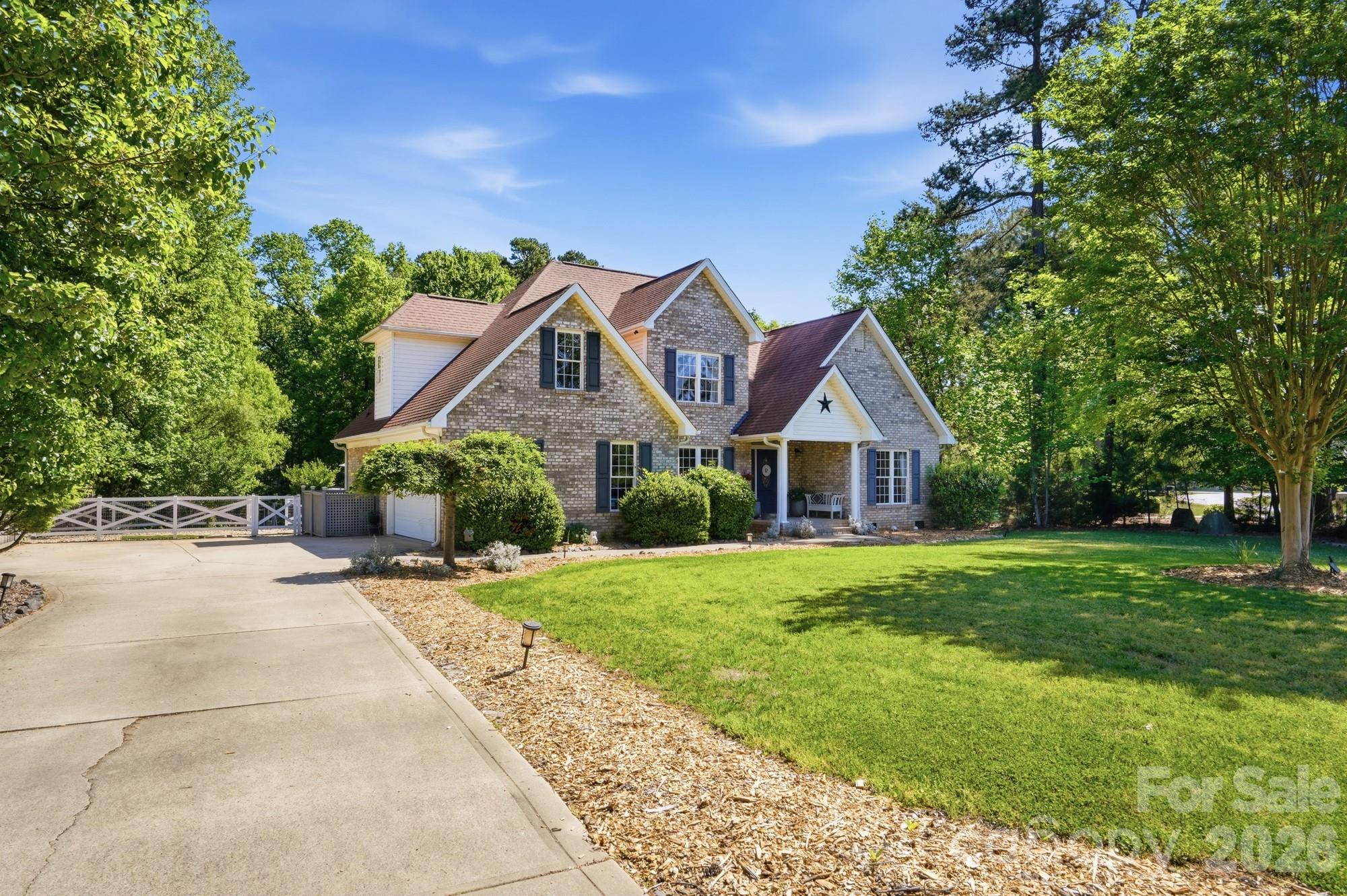 104 Ardmore Place — Mooresville