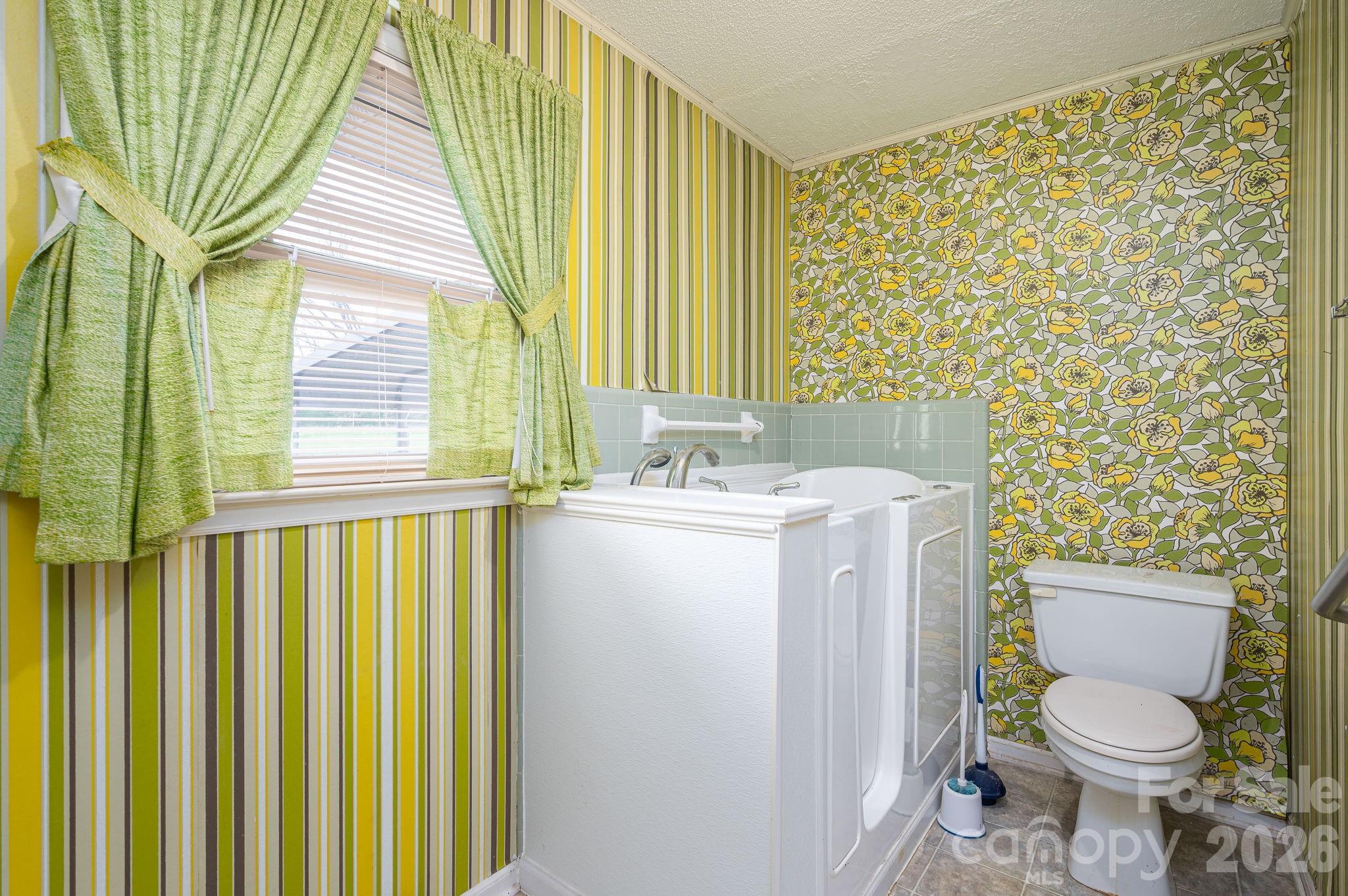 7448 W NC 27 Highway — Vale