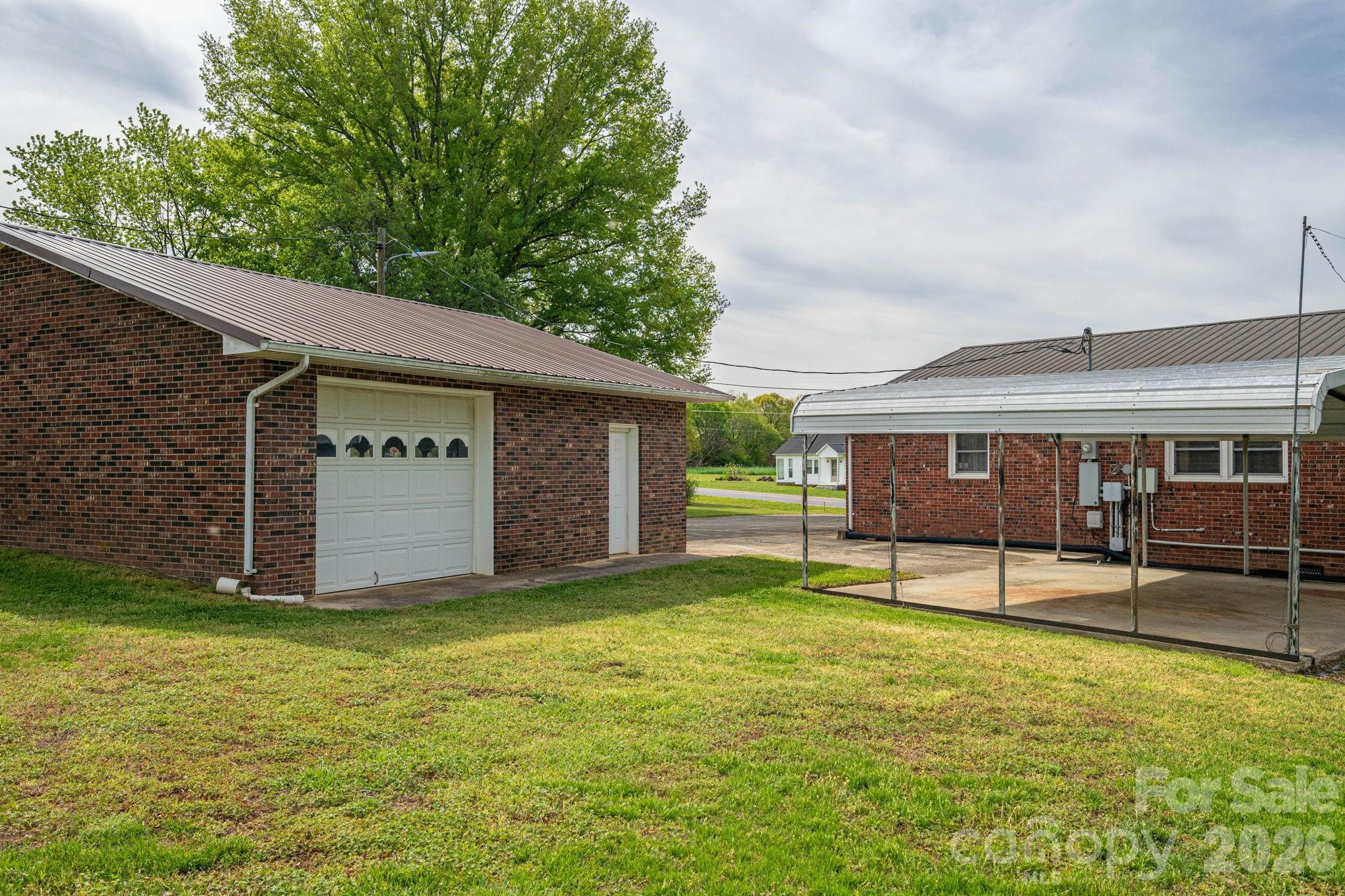 7448 W NC 27 Highway — Vale