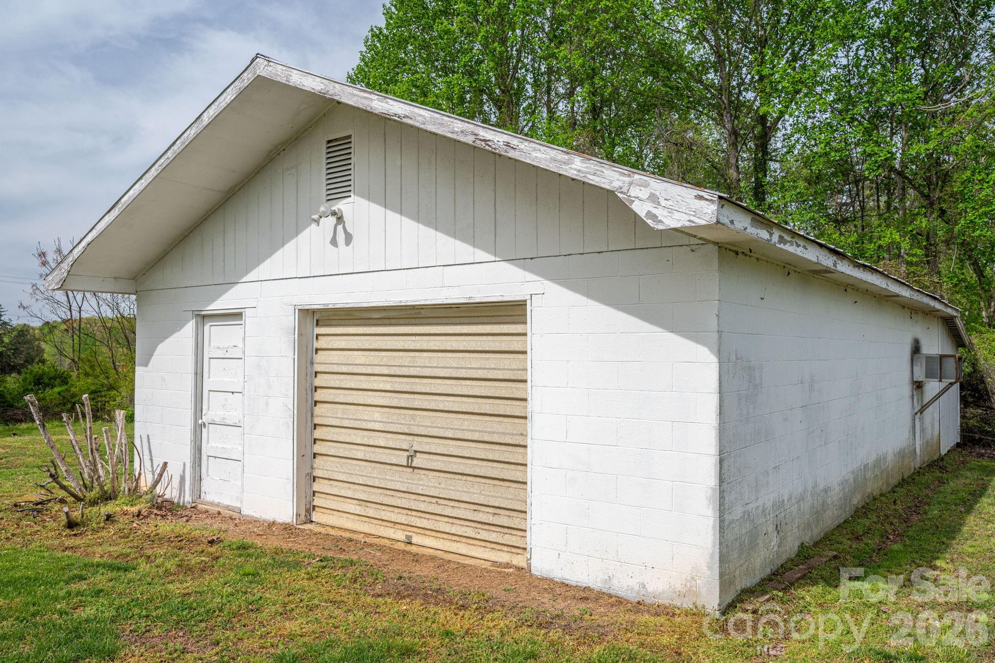 7448 W NC 27 Highway — Vale