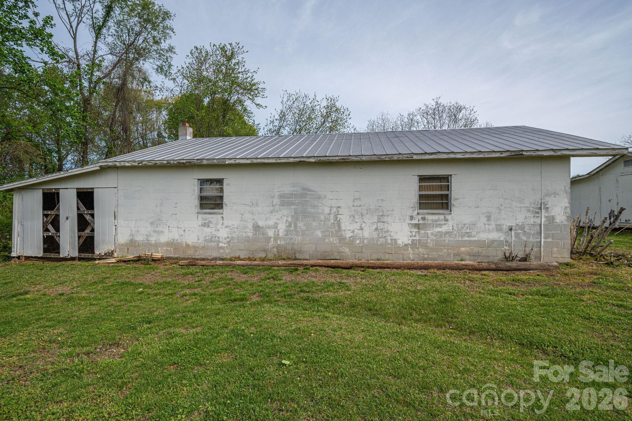 7448 W NC 27 Highway — Vale