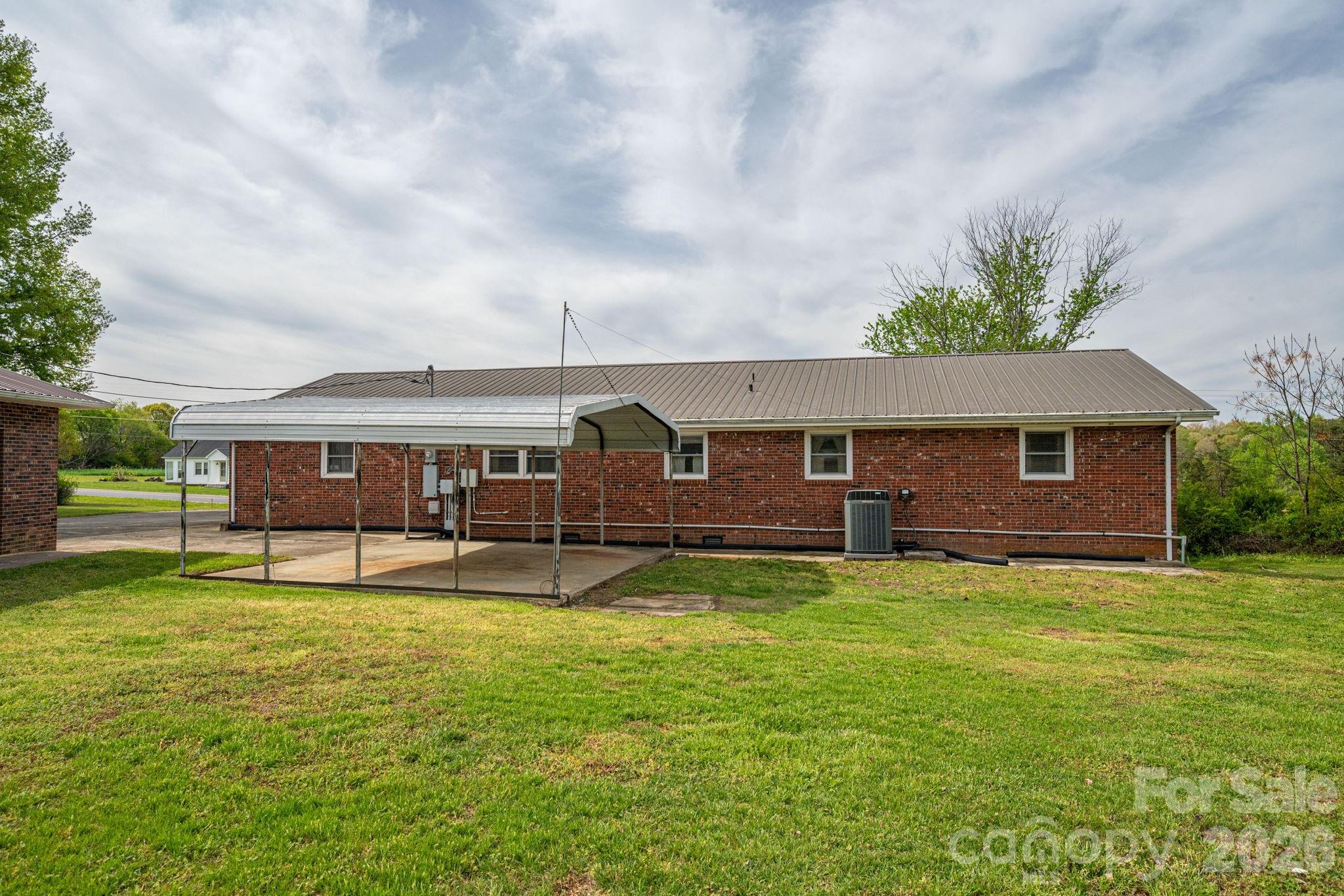 7448 W NC 27 Highway — Vale