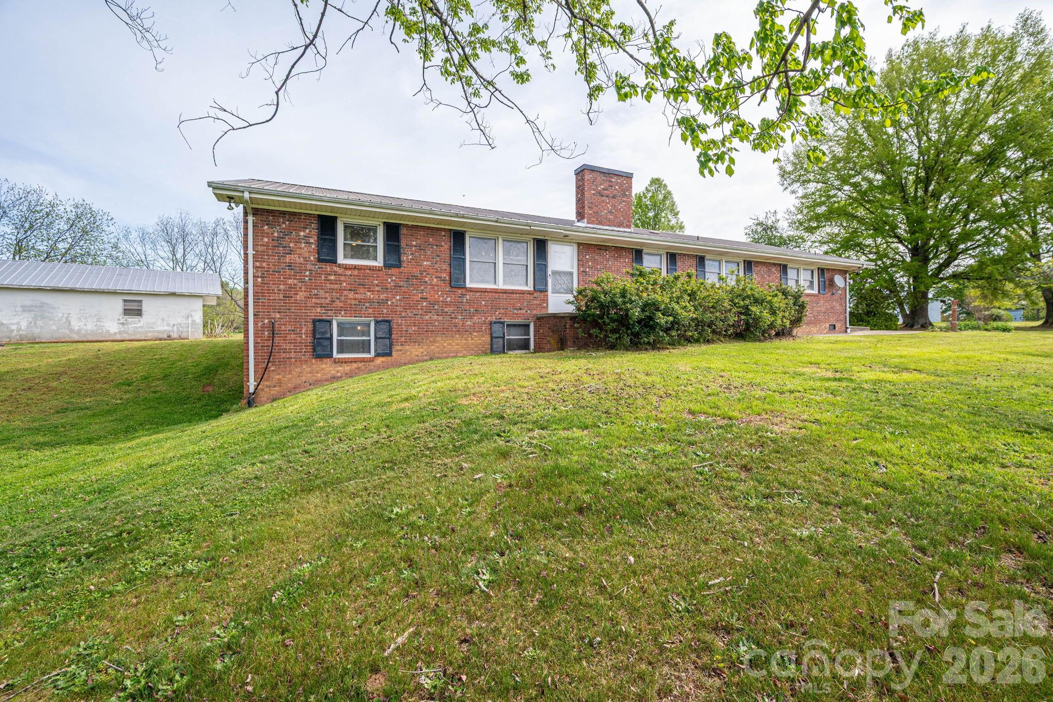 7448 W NC 27 Highway — Vale