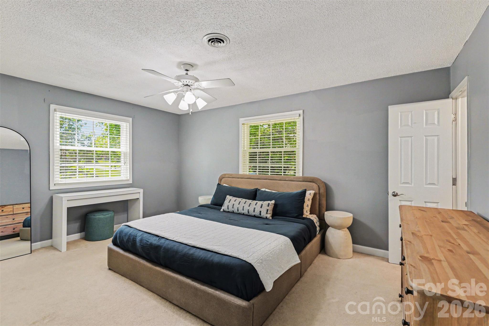 2115 Candlewood Drive NW — Concord