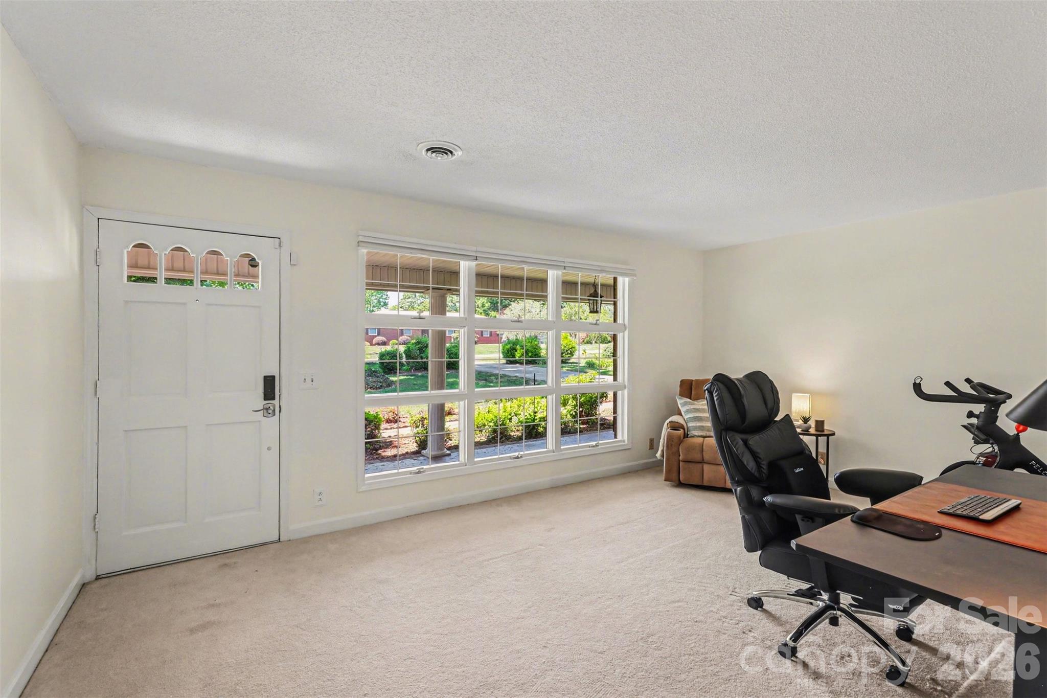 2115 Candlewood Drive NW — Concord
