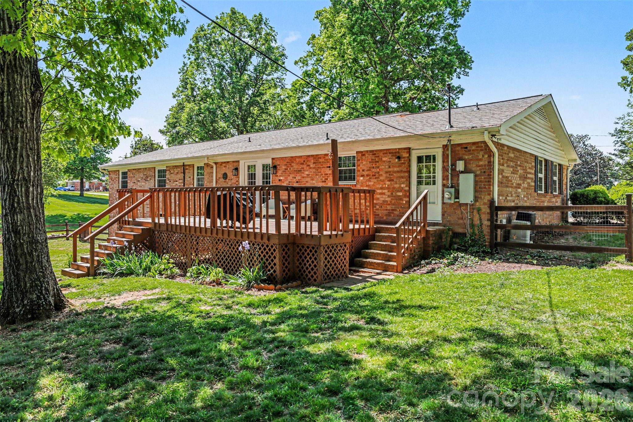 2115 Candlewood Drive NW — Concord