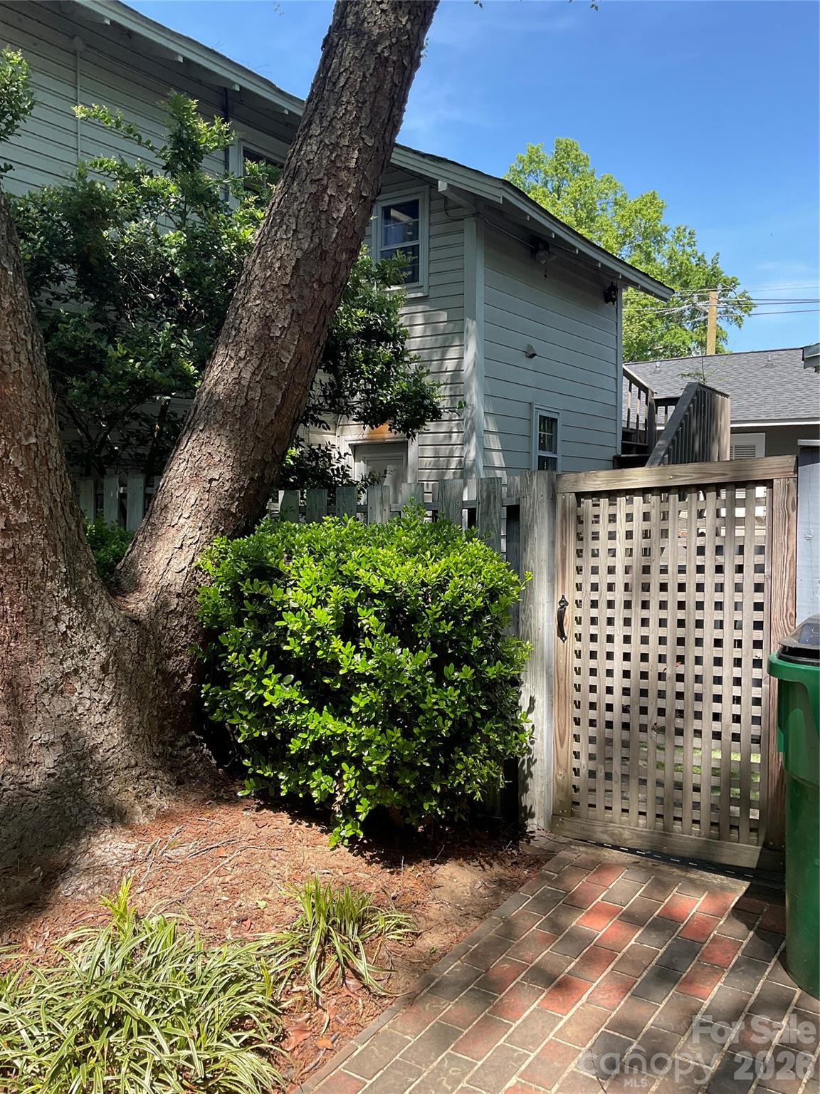 1511 Cleveland Avenue — Charlotte
