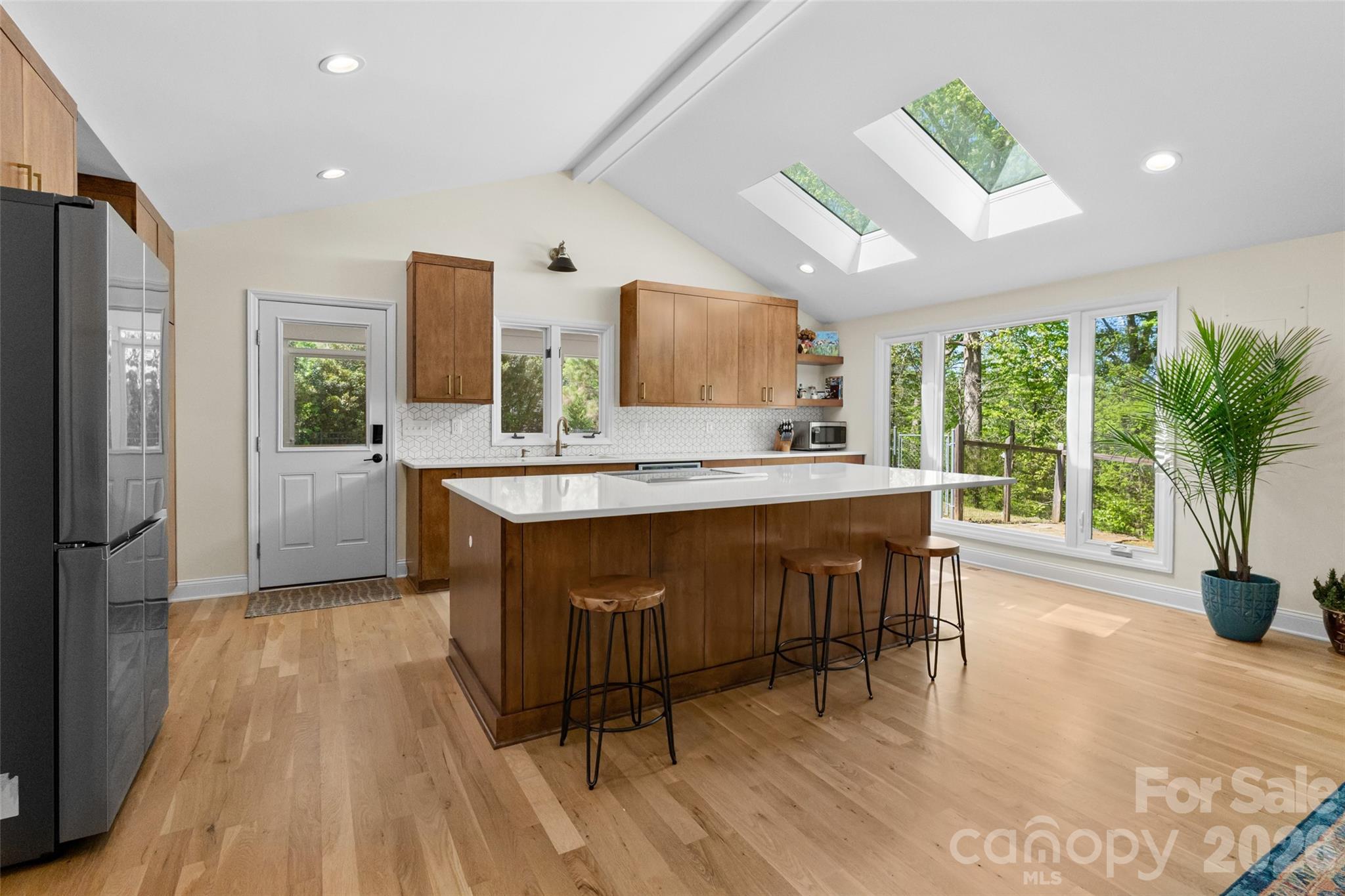 3654 S Dobys Bridge Road — Fort Mill