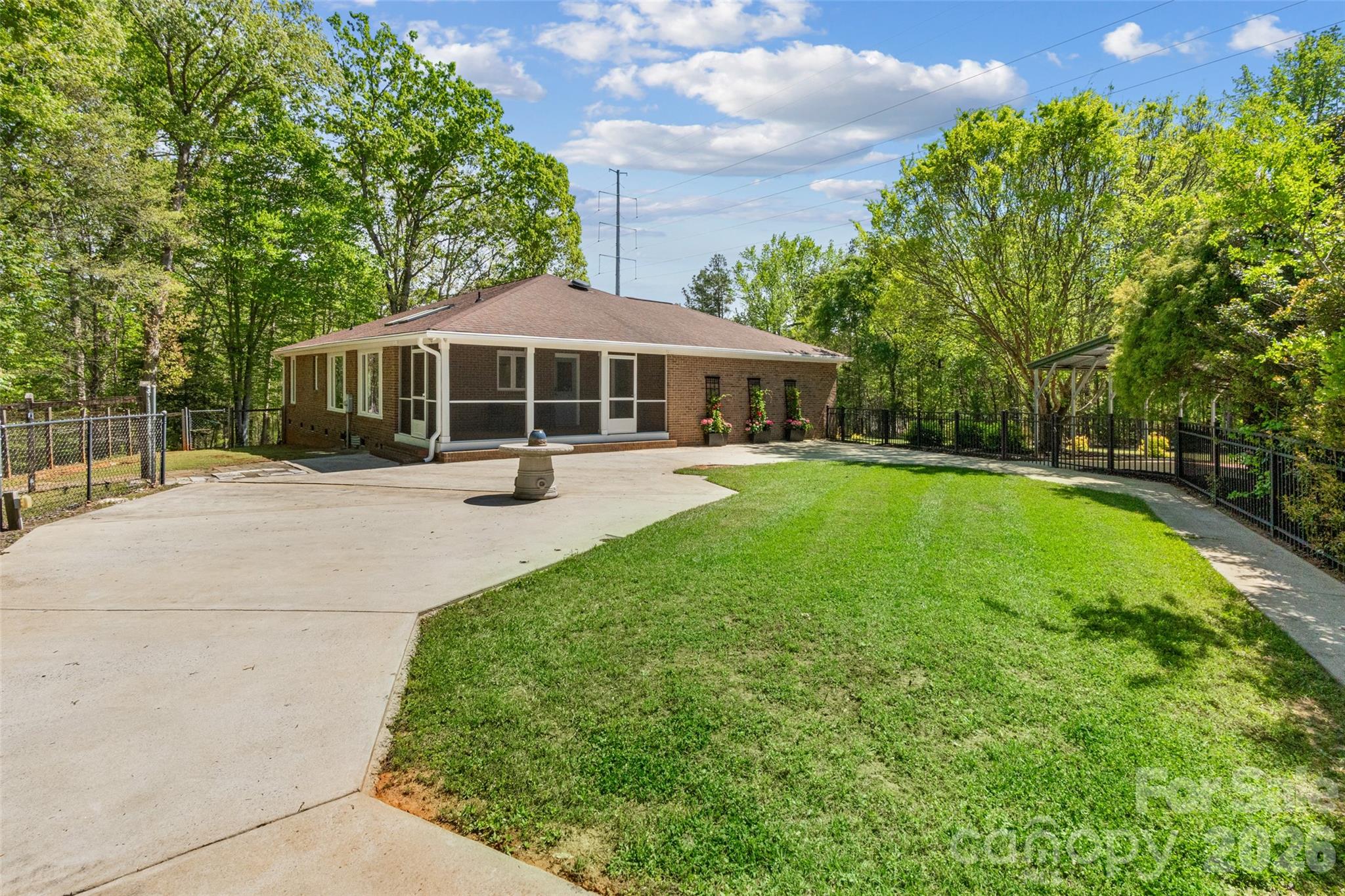 3654 S Dobys Bridge Road — Fort Mill