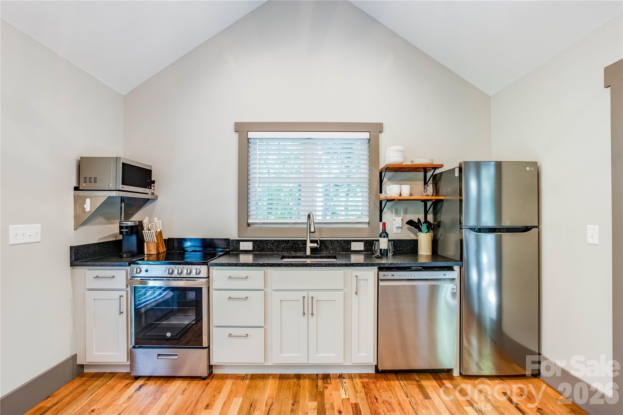 156 Ellerslie Acre None — Hendersonville