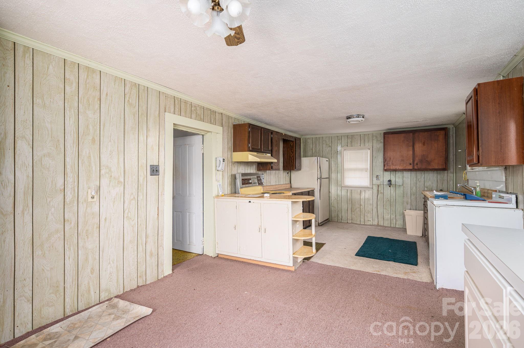 7440 W NC 27 Highway — Vale