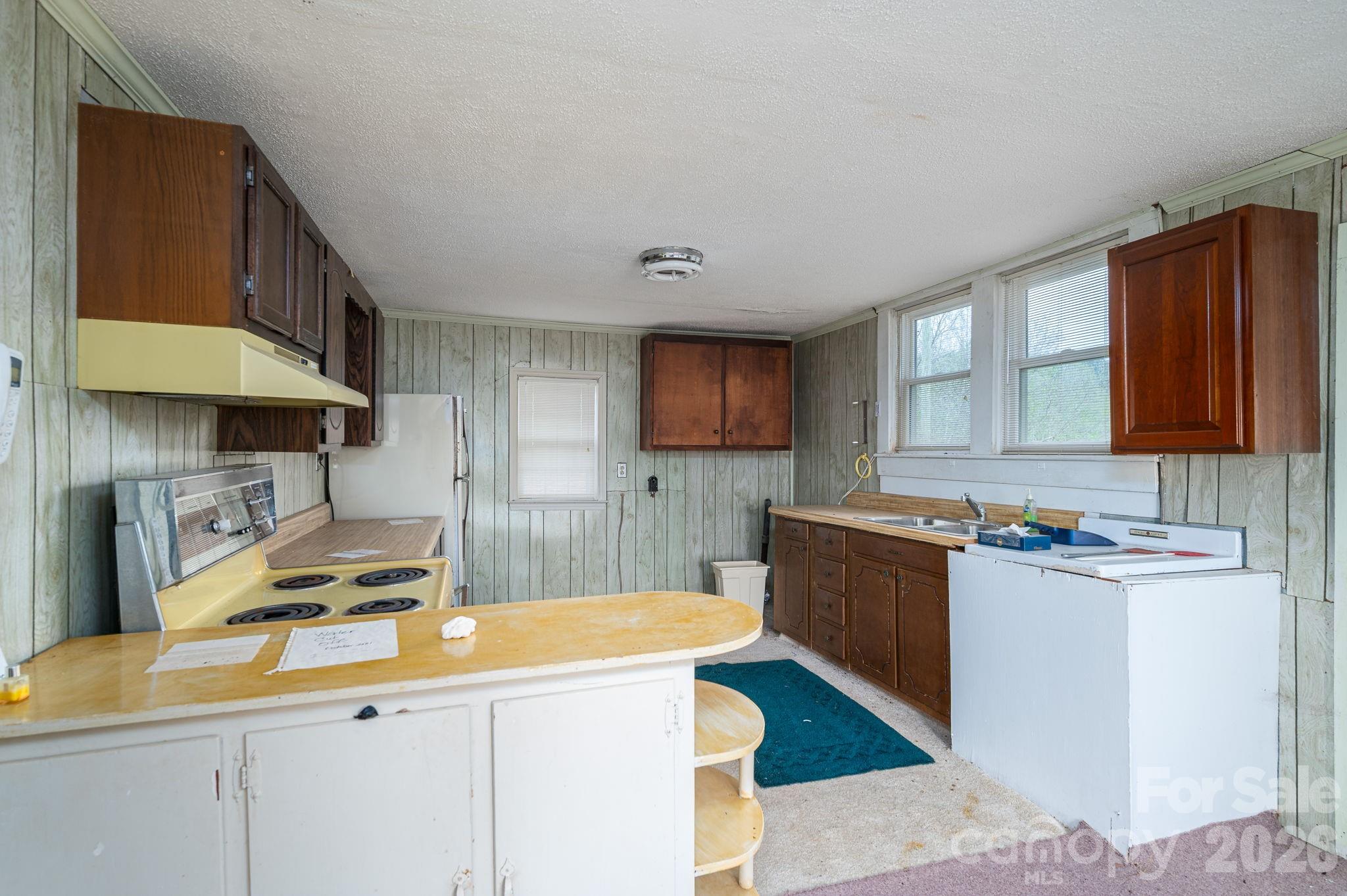 7440 W NC 27 Highway — Vale