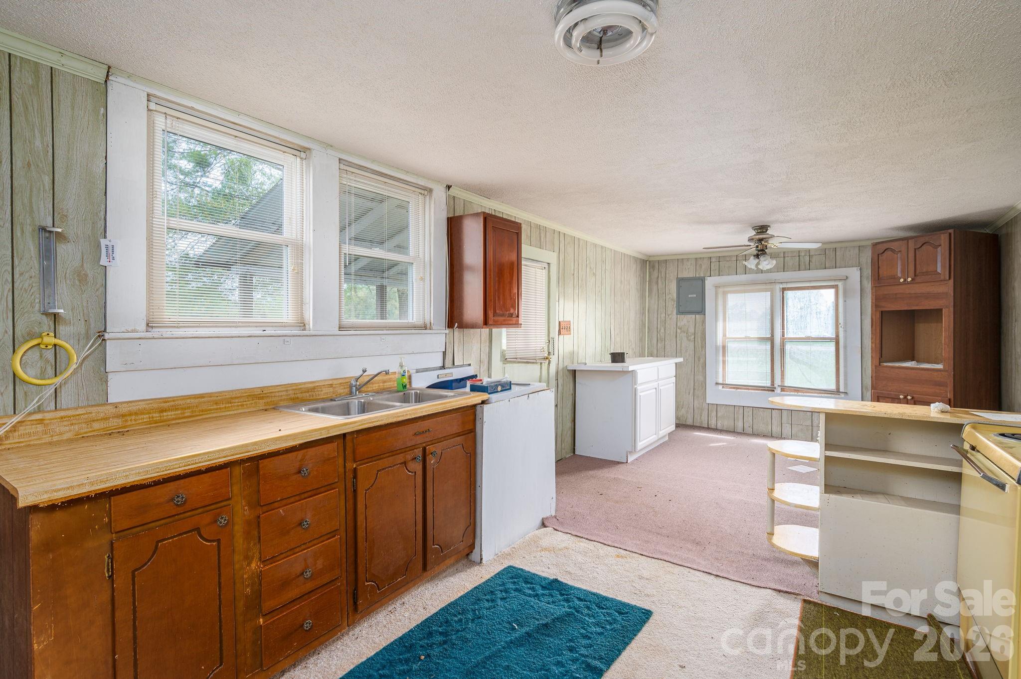 7440 W NC 27 Highway — Vale
