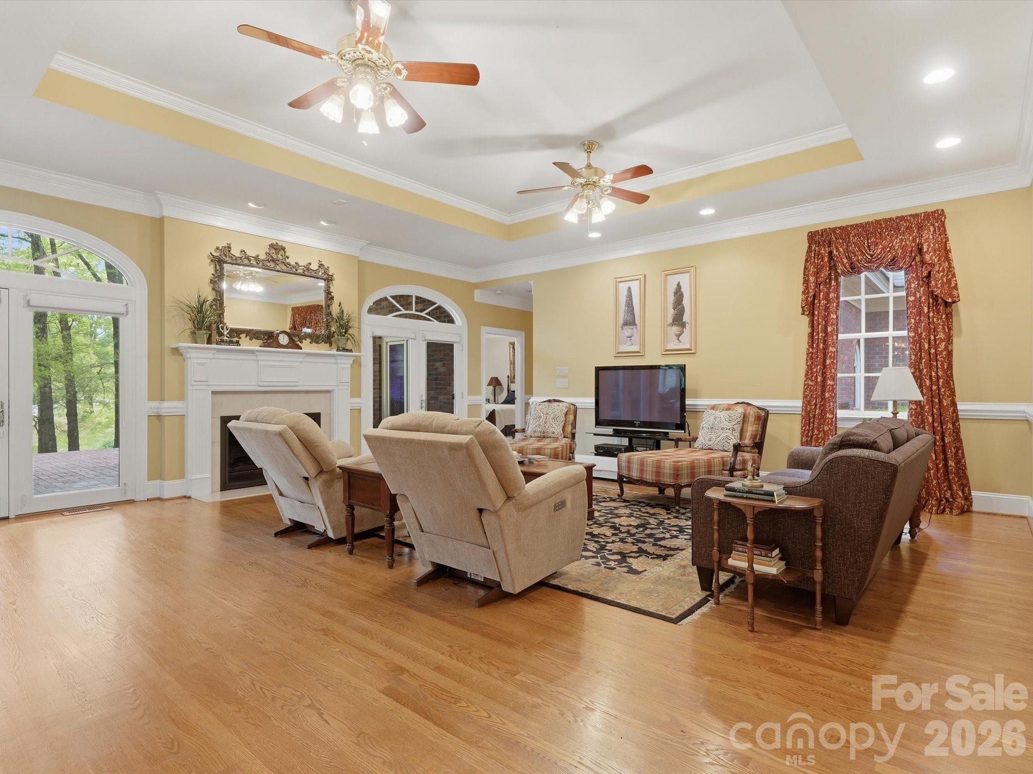 1215 Rosa Drive — Monroe