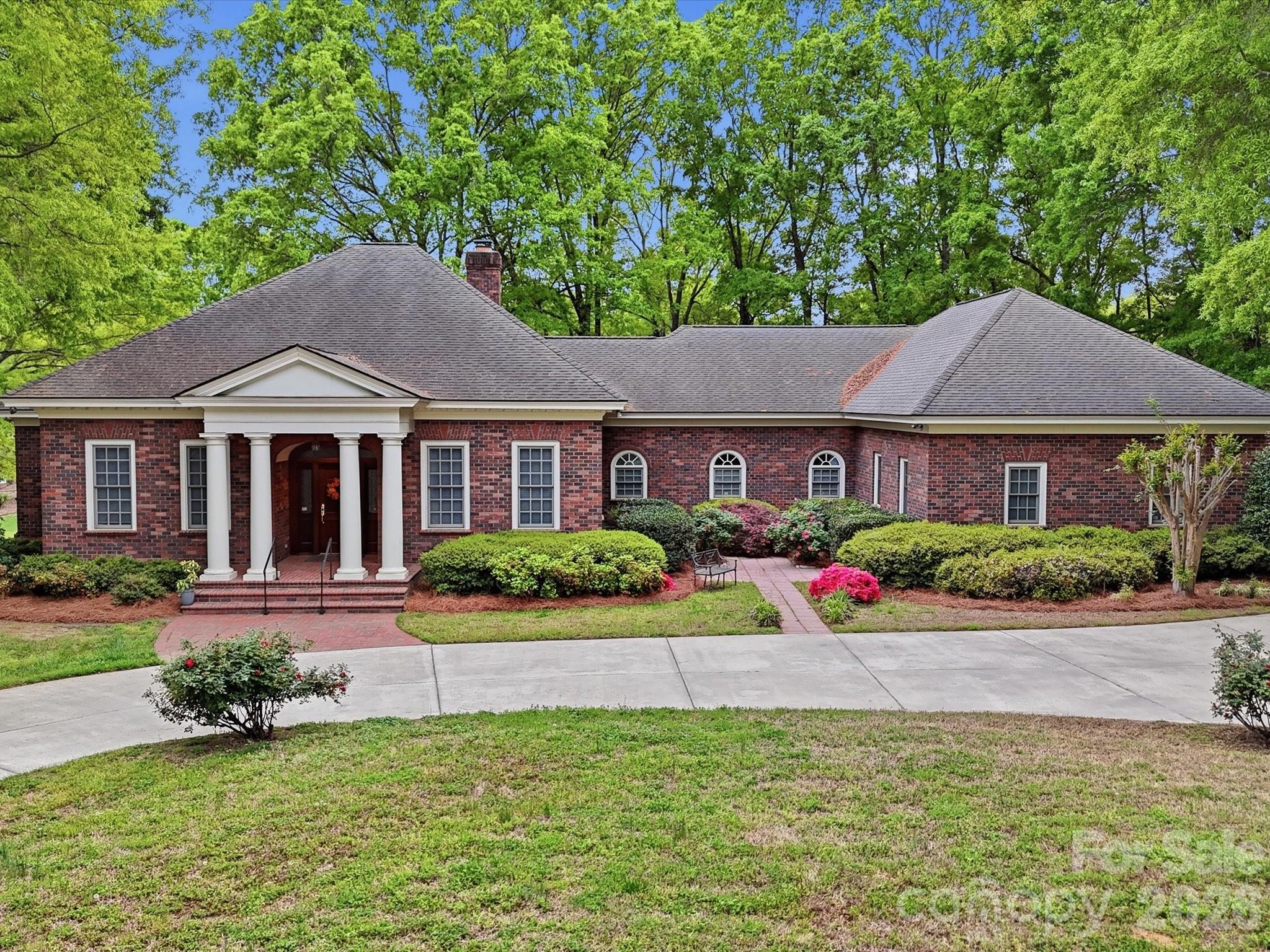 1215 Rosa Drive — Monroe