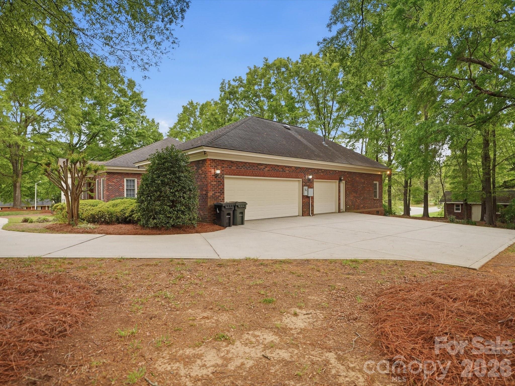 1215 Rosa Drive — Monroe